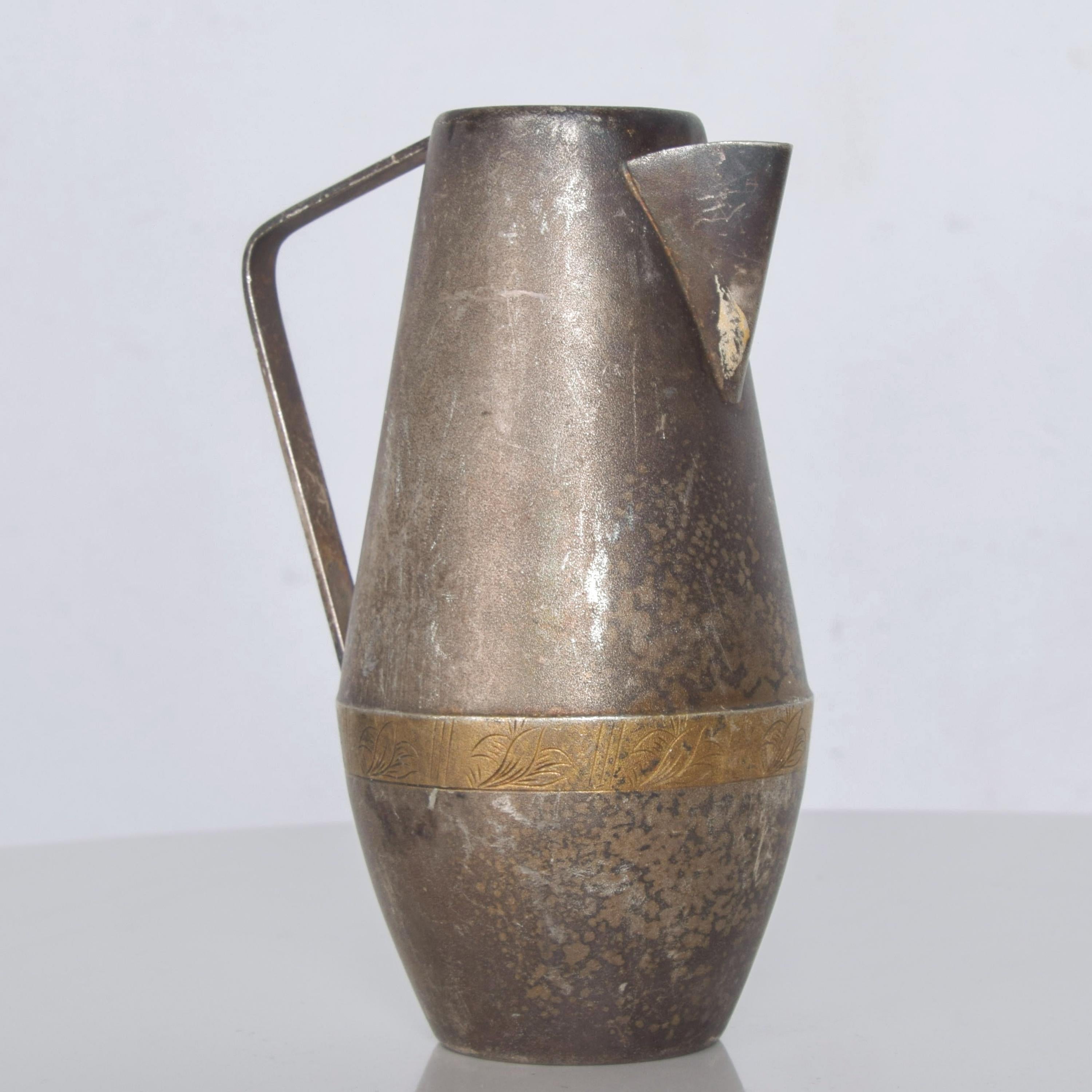 Russian Siommet Petite Modern Pitcher Creamer Silver Plated with Brass Detail In Fair Condition For Sale In Chula Vista, CA