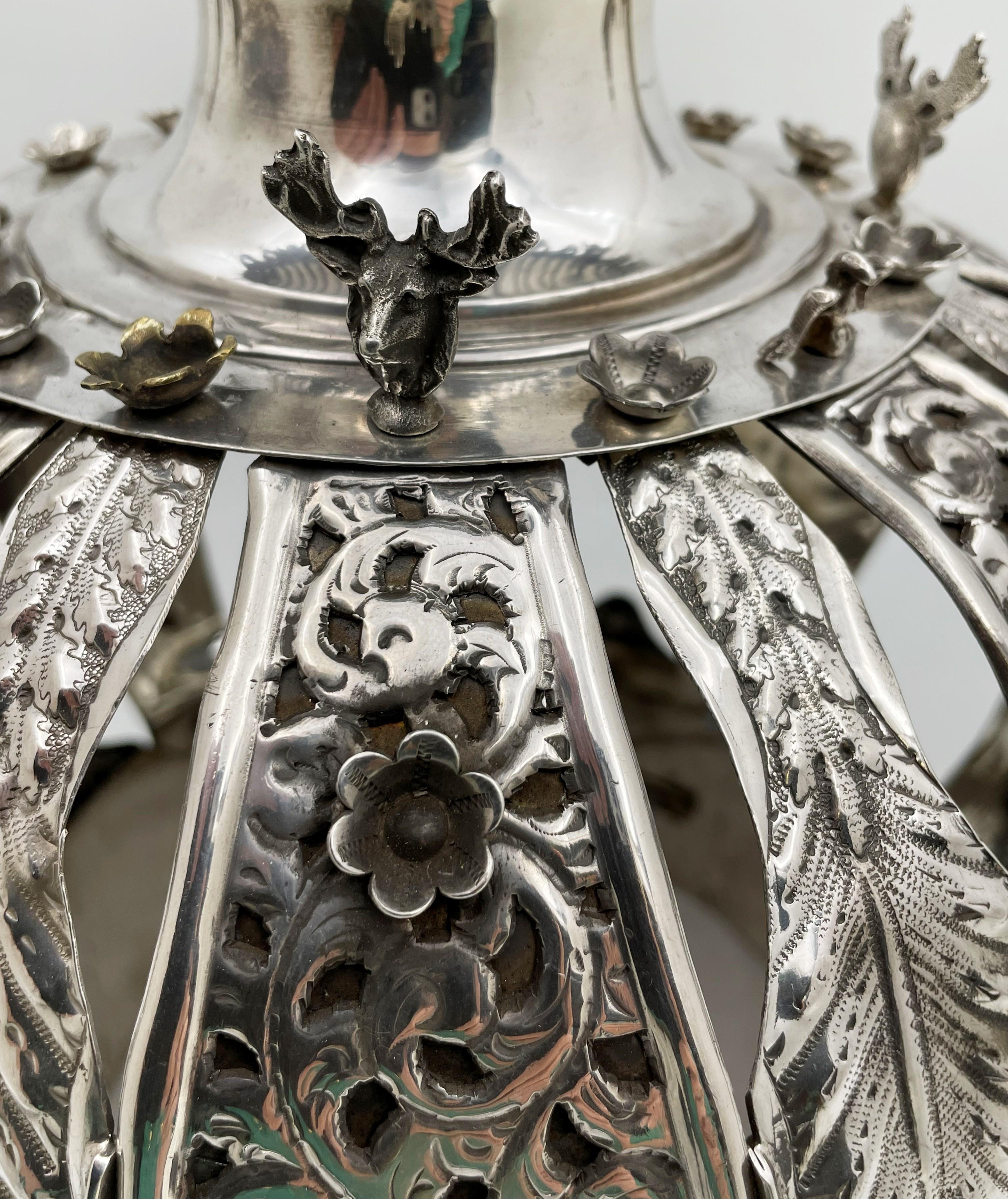 Russian Sterling Silver Torah Crown Judaica Turn of the Century Highly Detailed In Good Condition For Sale In New York, NY