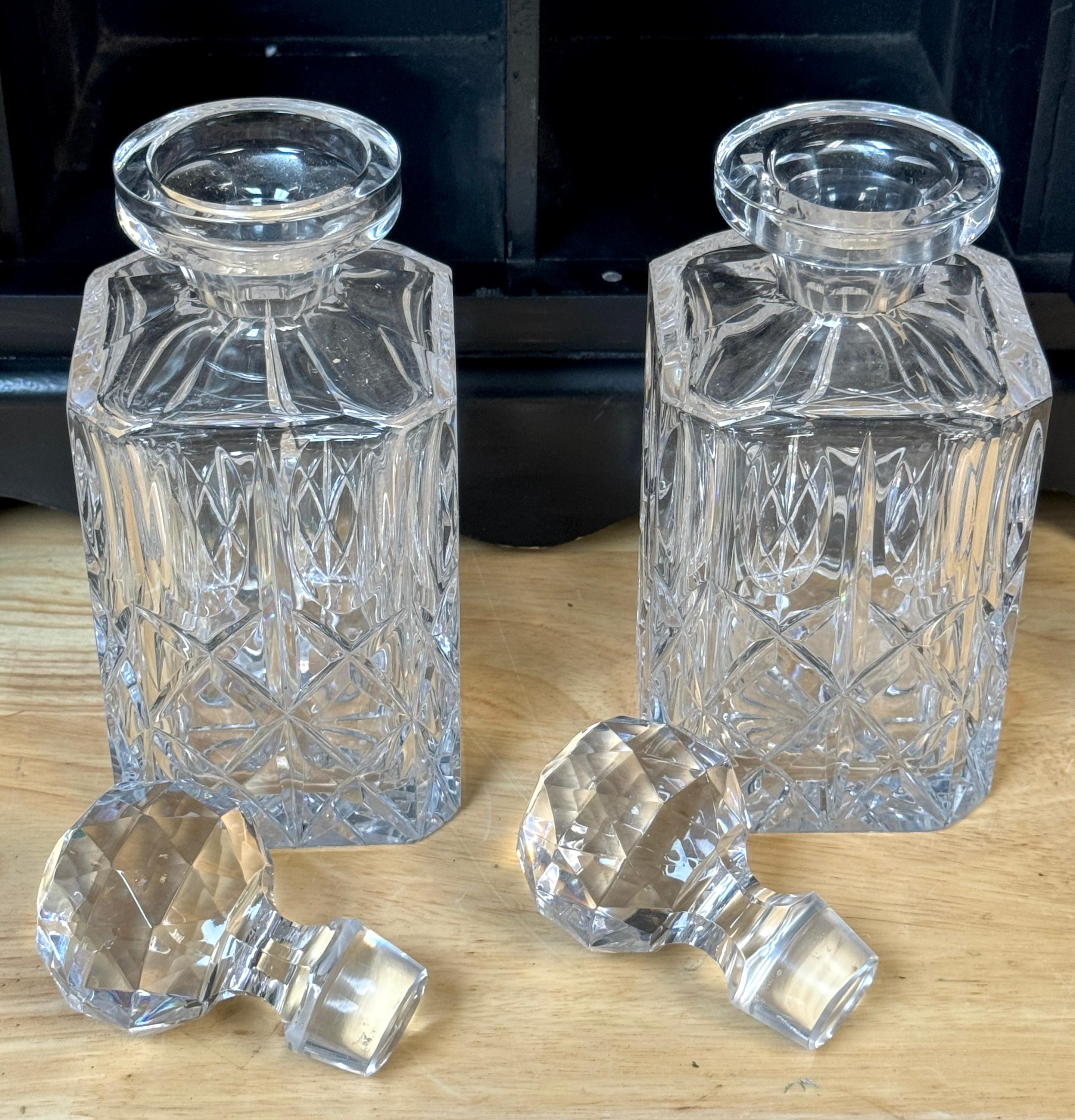 Russian Style Polychromed Lacquer Dry Bar /Tauntless with 2 crystal Decanters For Sale 7