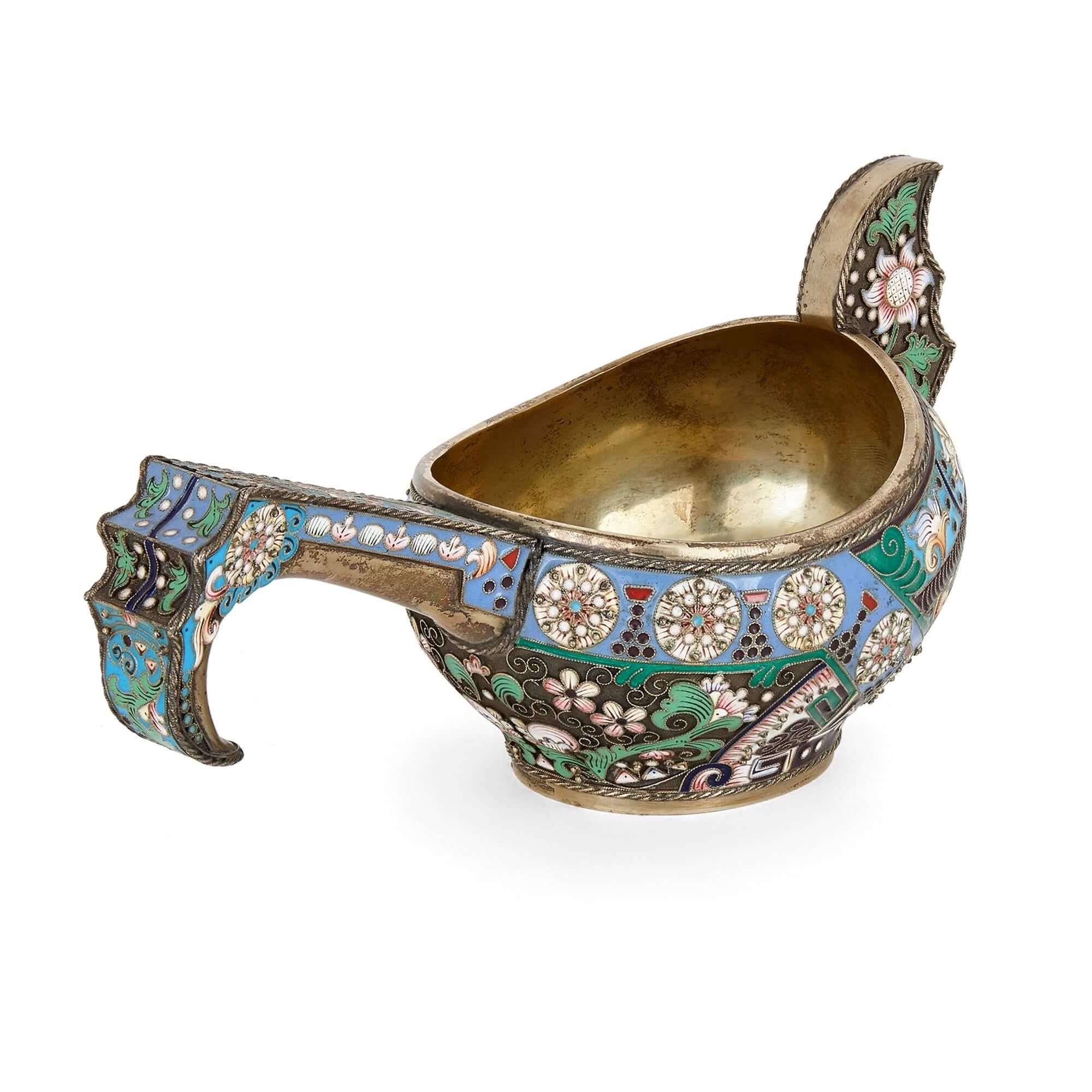 Cloissoné Russian vermeil and cloisonné enamel water-bird kovsch For Sale