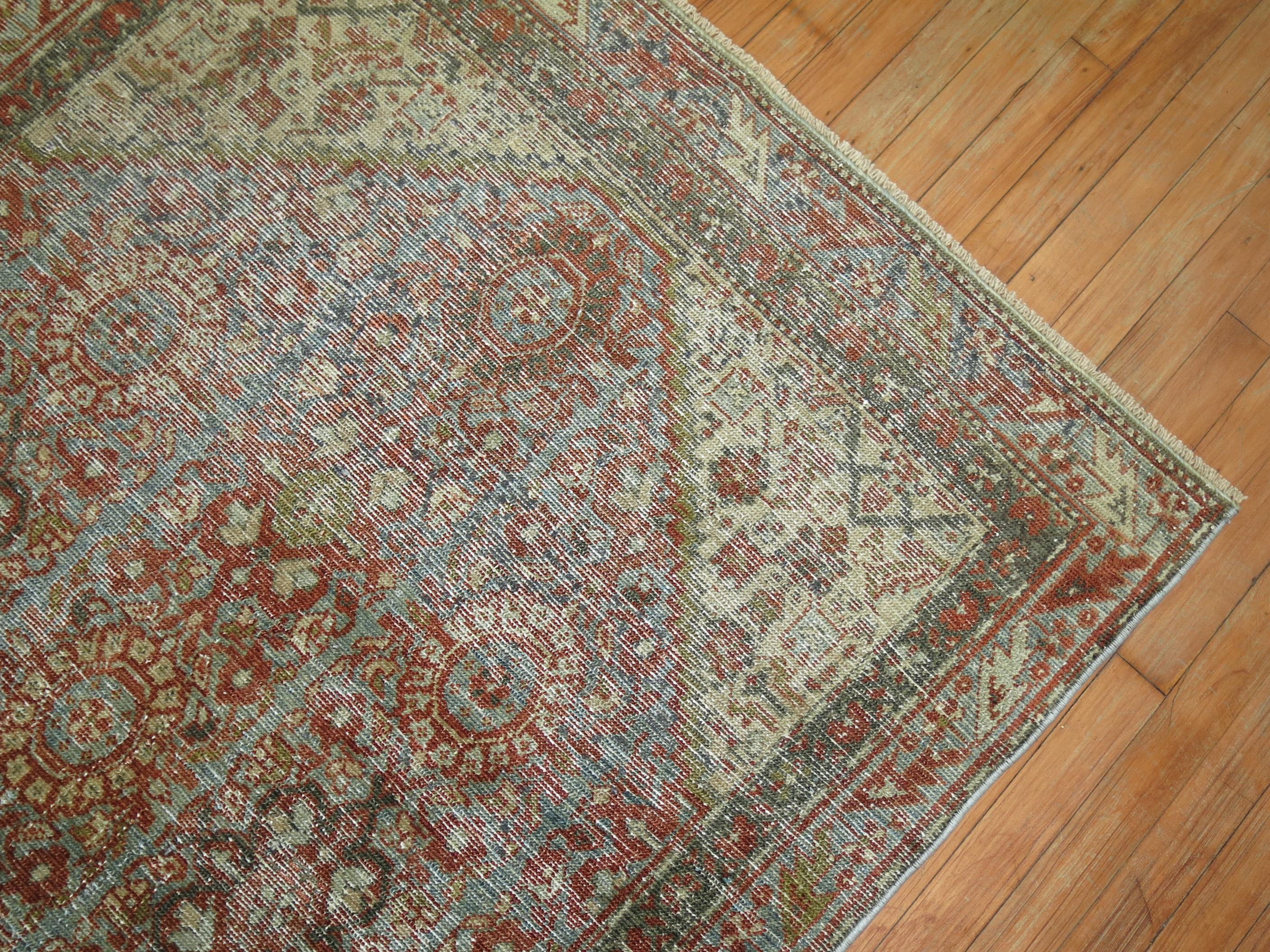 Antiker rostroter persischer Mahal-Teppich (Wolle) im Angebot