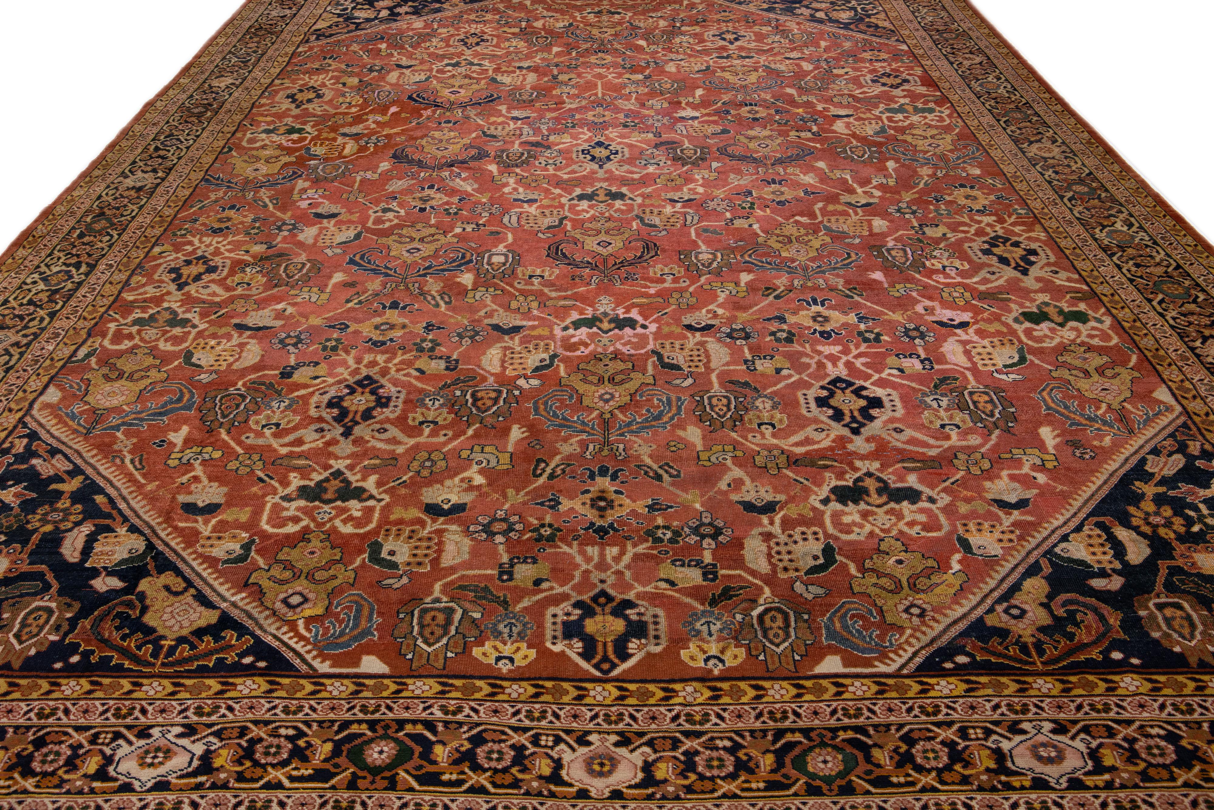 Islamique Tapis persan Mahal ancien en laine rouille fait à la main avec motif surdimensionné sur toute sa surface en vente