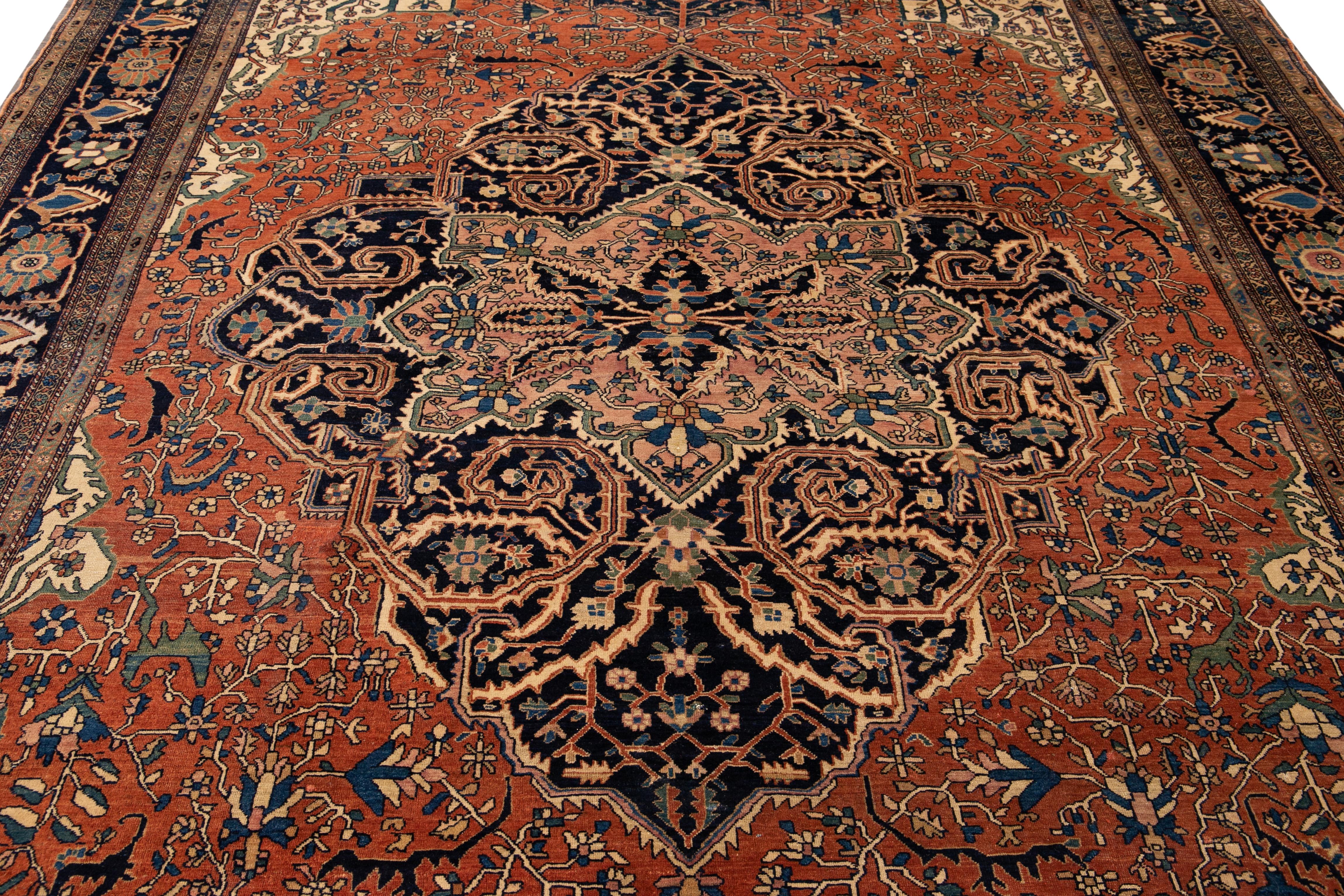 Rust Antique Persian Sarouk Farahan Handmade Medallion Wool Rugl Rug In Good Condition For Sale In Norwalk, CT