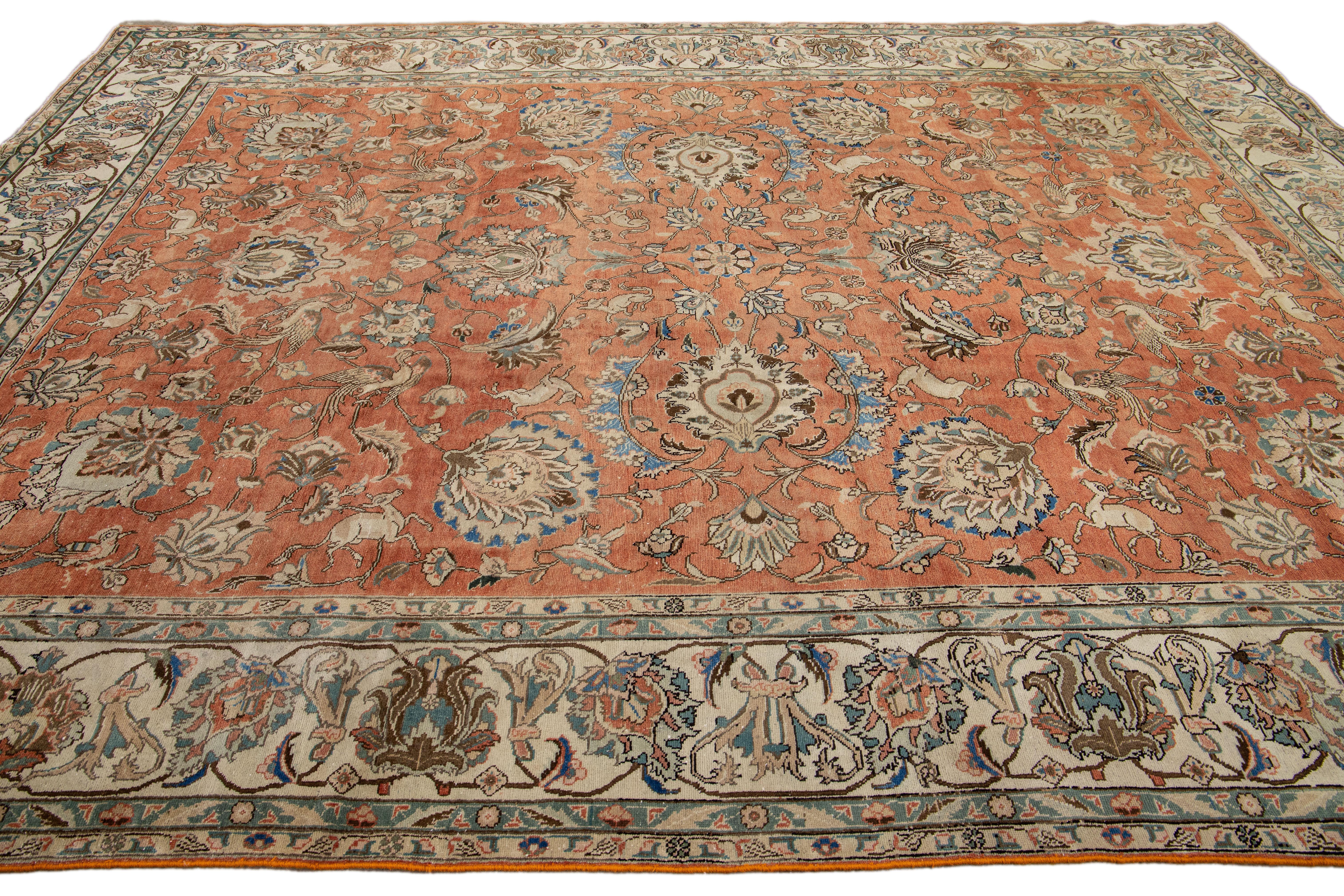 Alfombra Persa Tabriz Antigua de Lana Floral Rústica Hecha a Mano en Excelente estado para la venta en Norwalk, CT