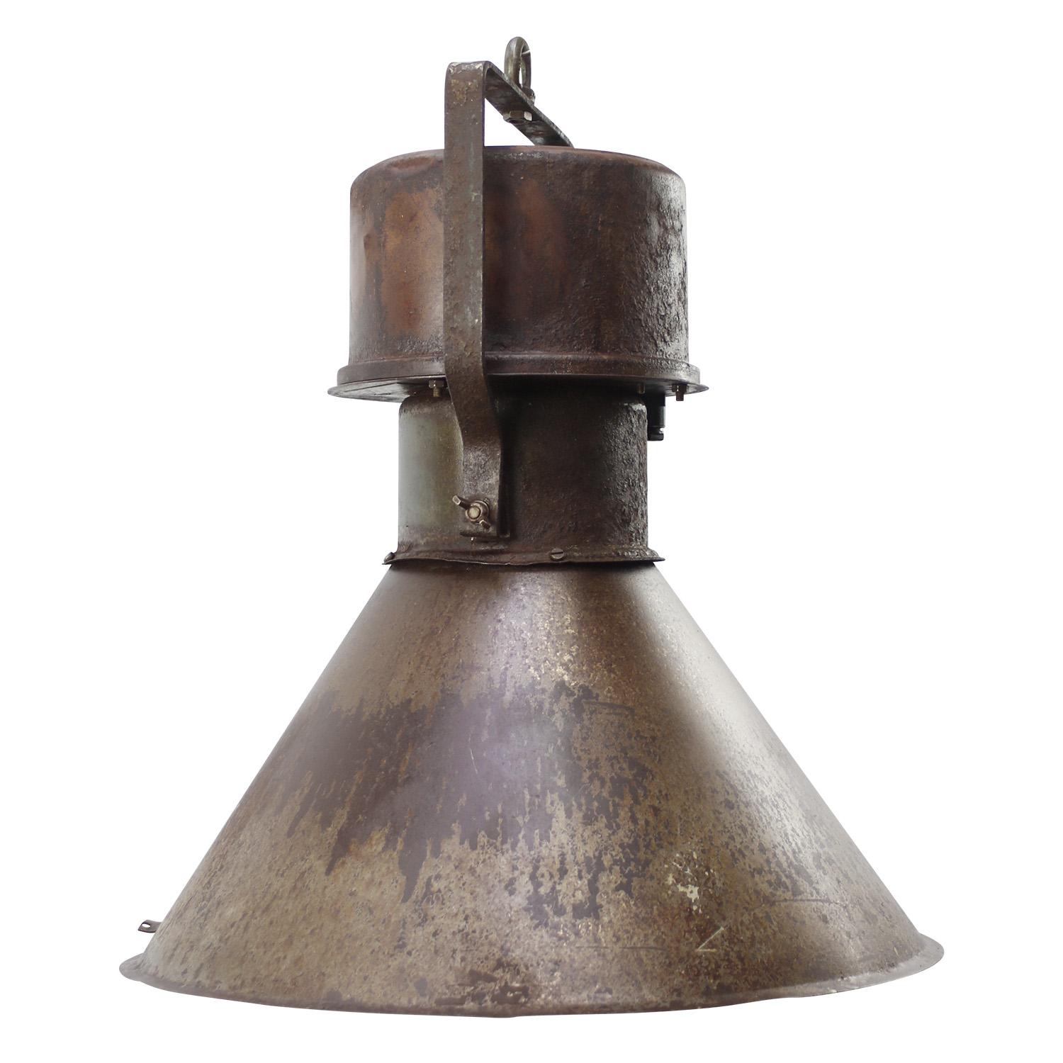 Rust Brown Metal Vintage Industrial Pendant Lights For Sale 1