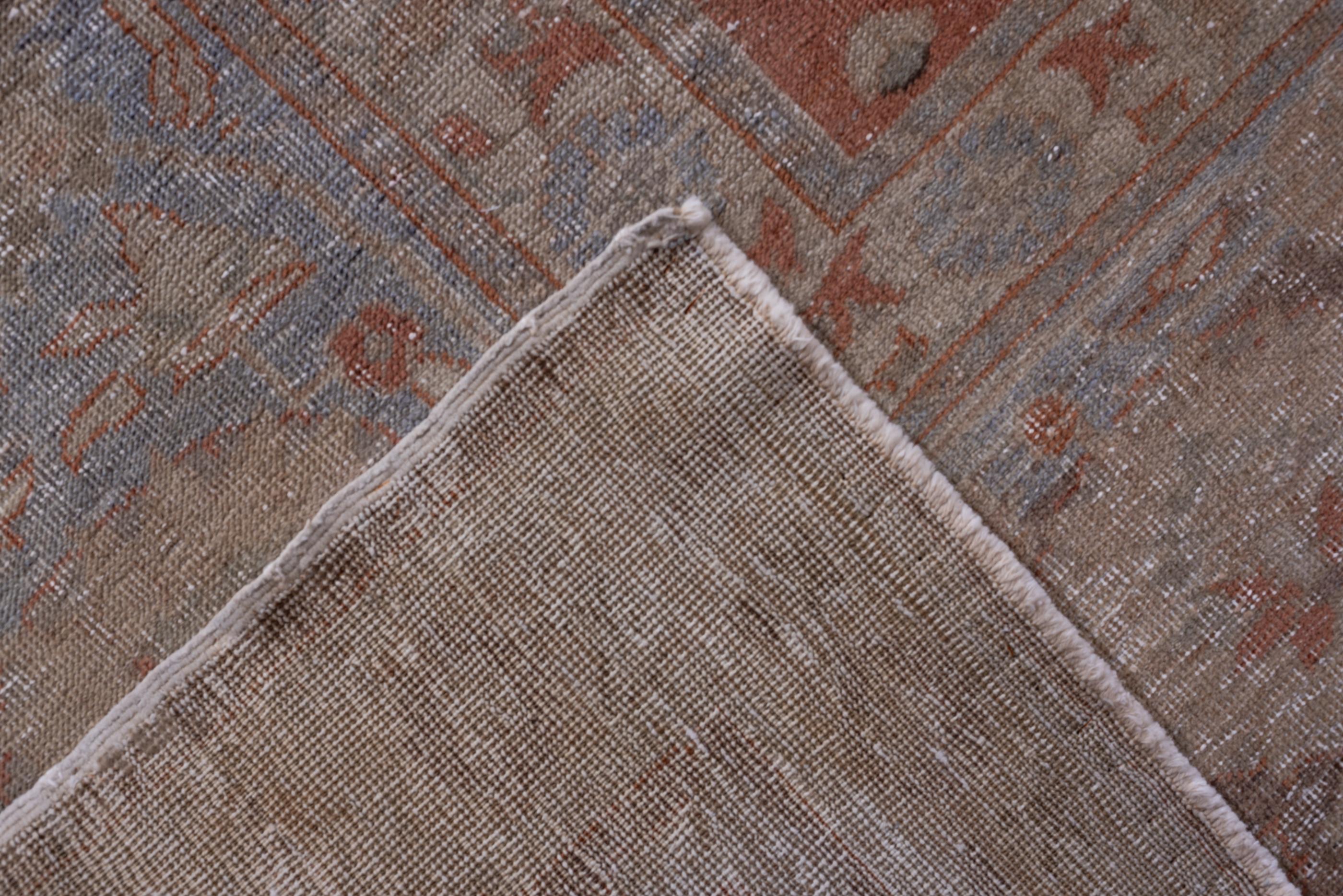 Rostfeld Antiker Sivas-Teppich  (20. Jahrhundert) im Angebot