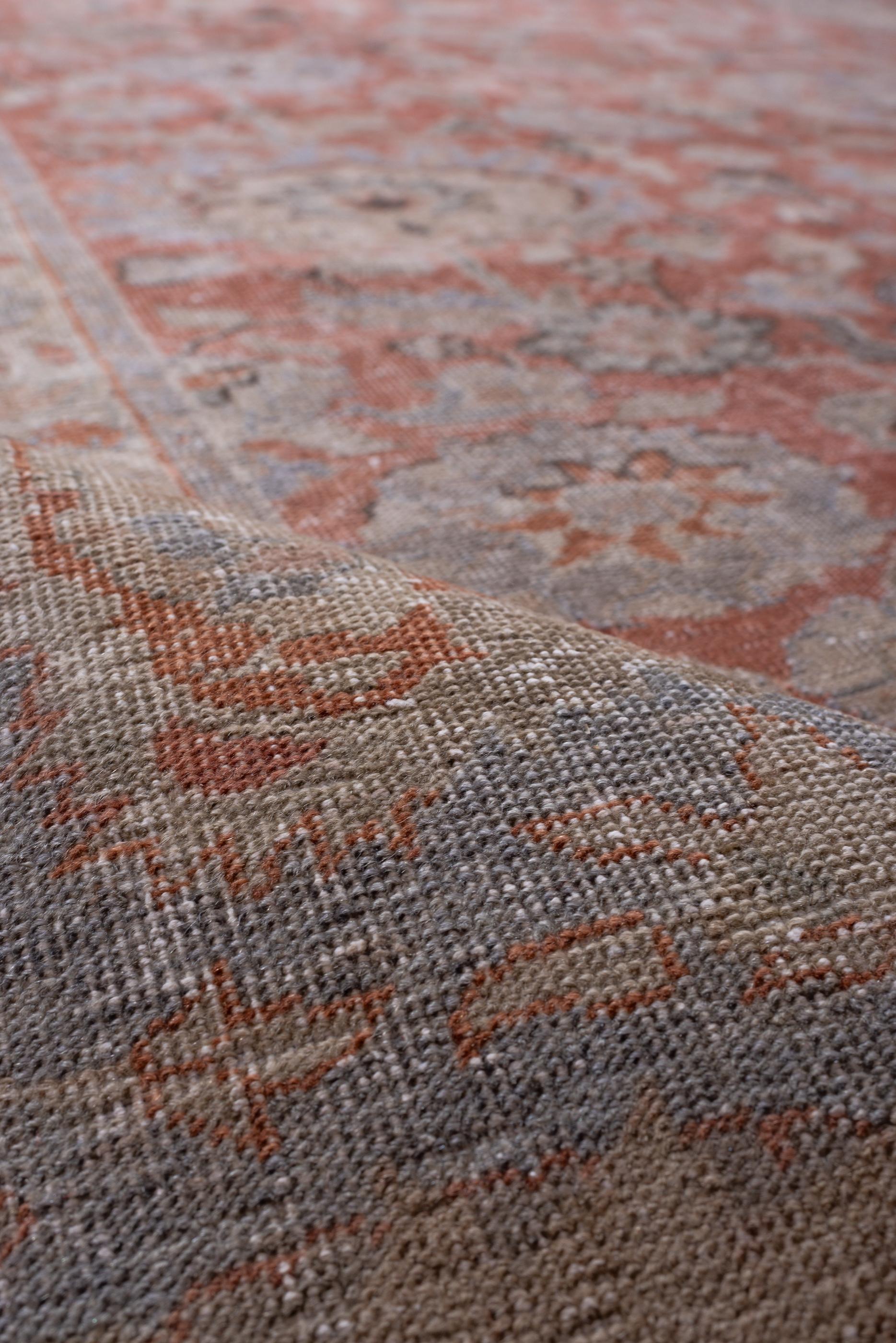 Rostfeld Antiker Sivas-Teppich  (Wolle) im Angebot