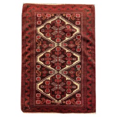 Alfombra Geométrica Balouch Roja Hecha a Mano, Alfombras Vintage de Lana Persa