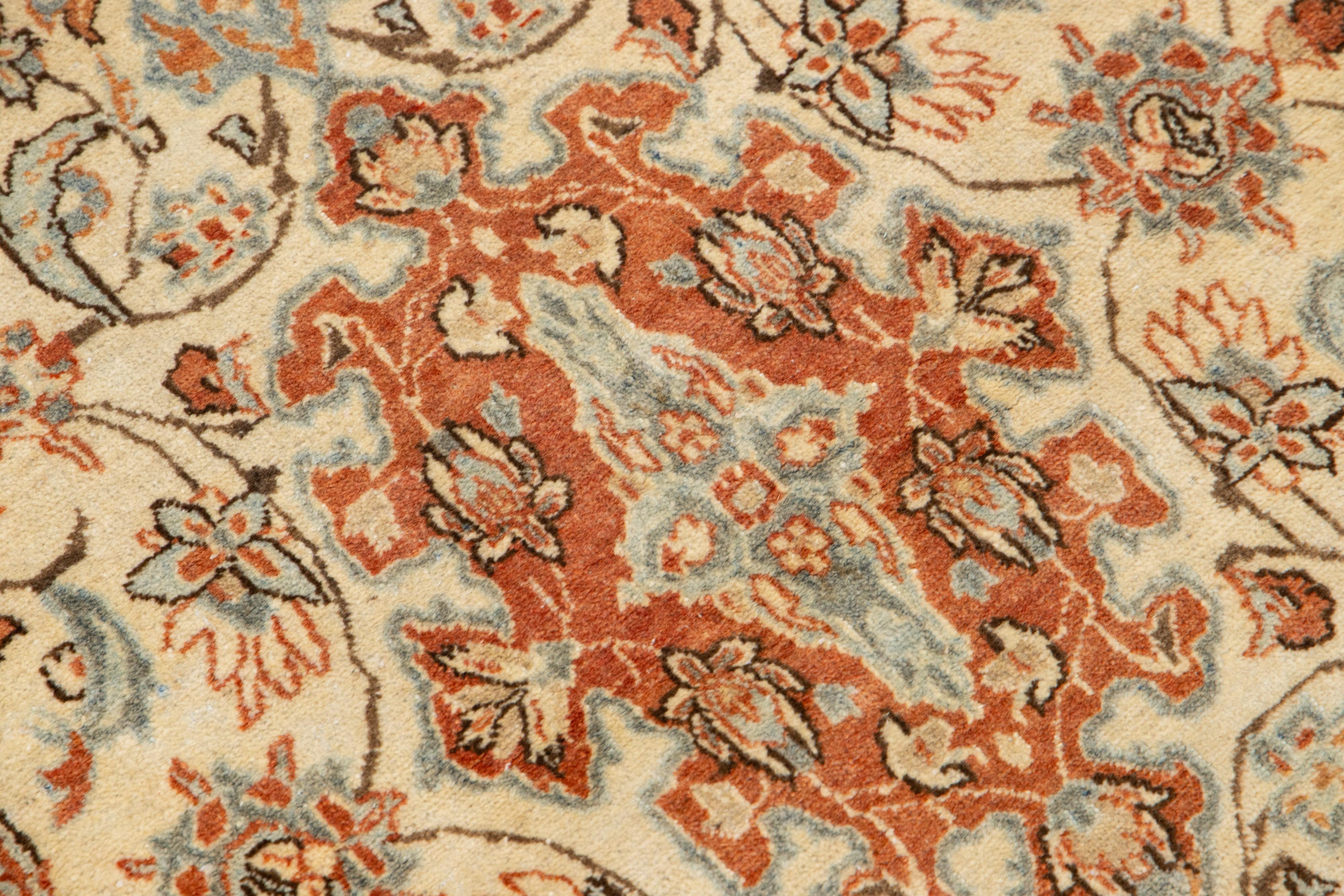 Rostiger handgefertigter persischer Mahal-Wollteppich mit floralem Allover-Muster  (20. Jahrhundert) im Angebot