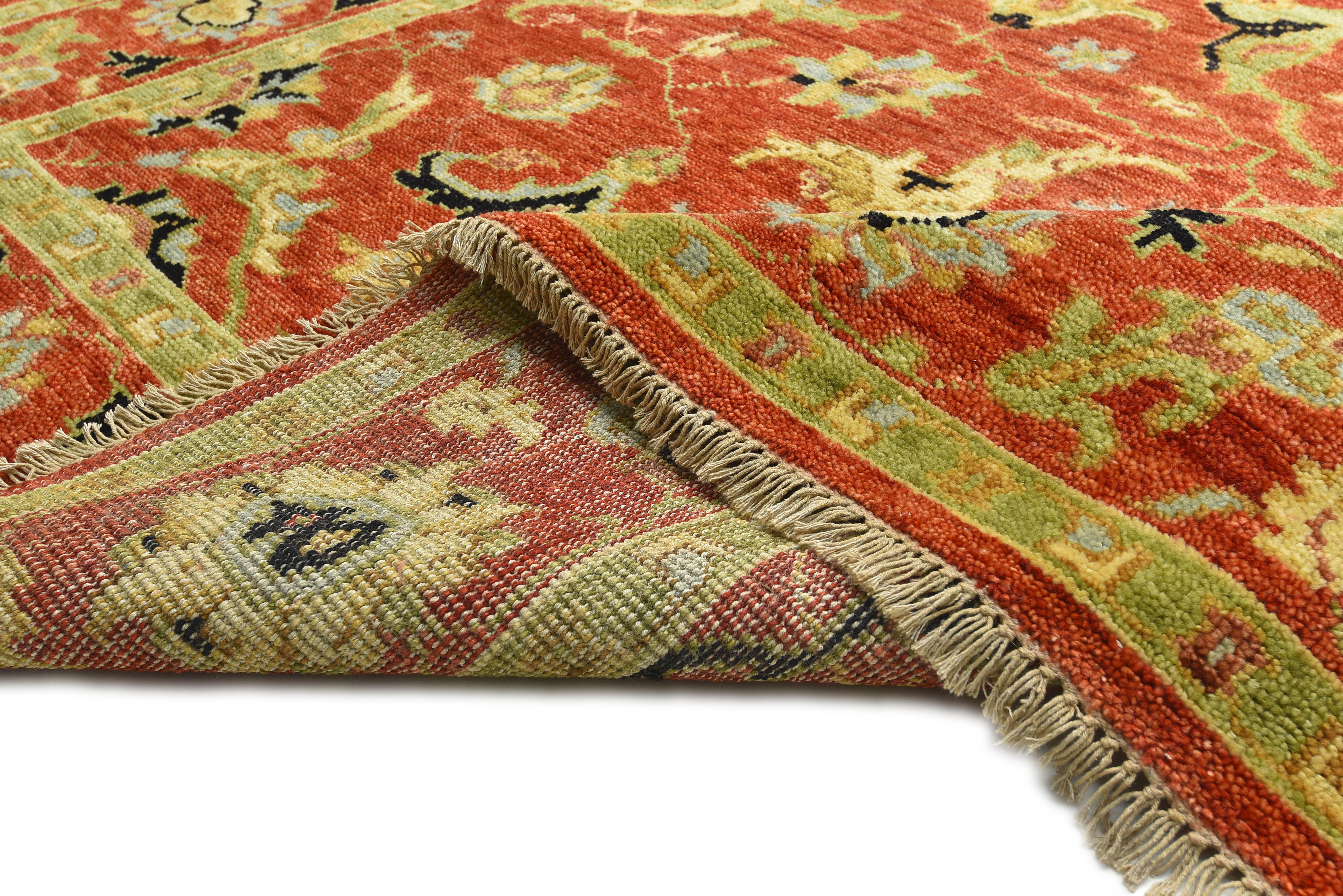 Rust Heriz Rug In New Condition For Sale In Laguna Hills, CA