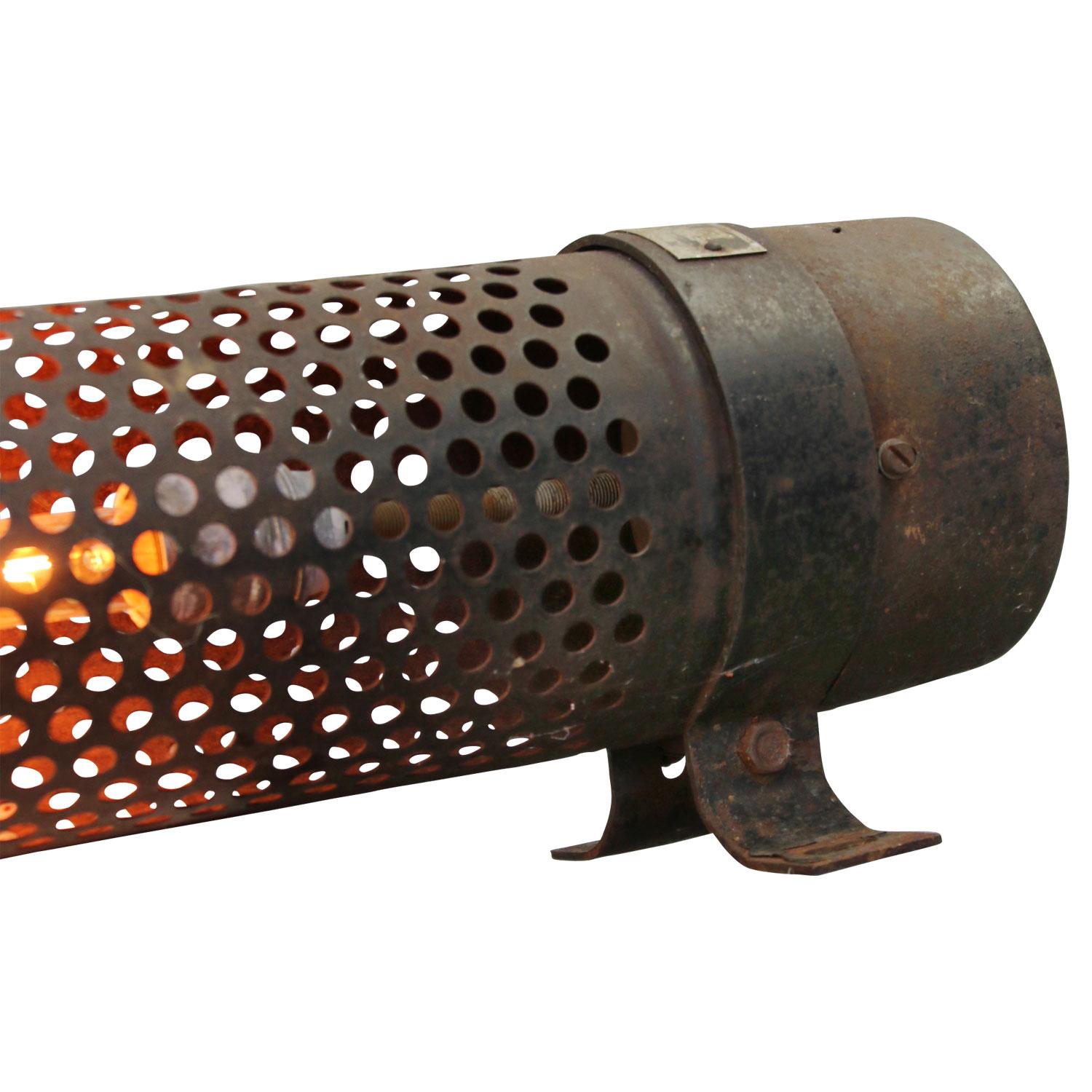 Rust Metal Vintage Industrial Wall Light Scone In Good Condition In Amsterdam, NL