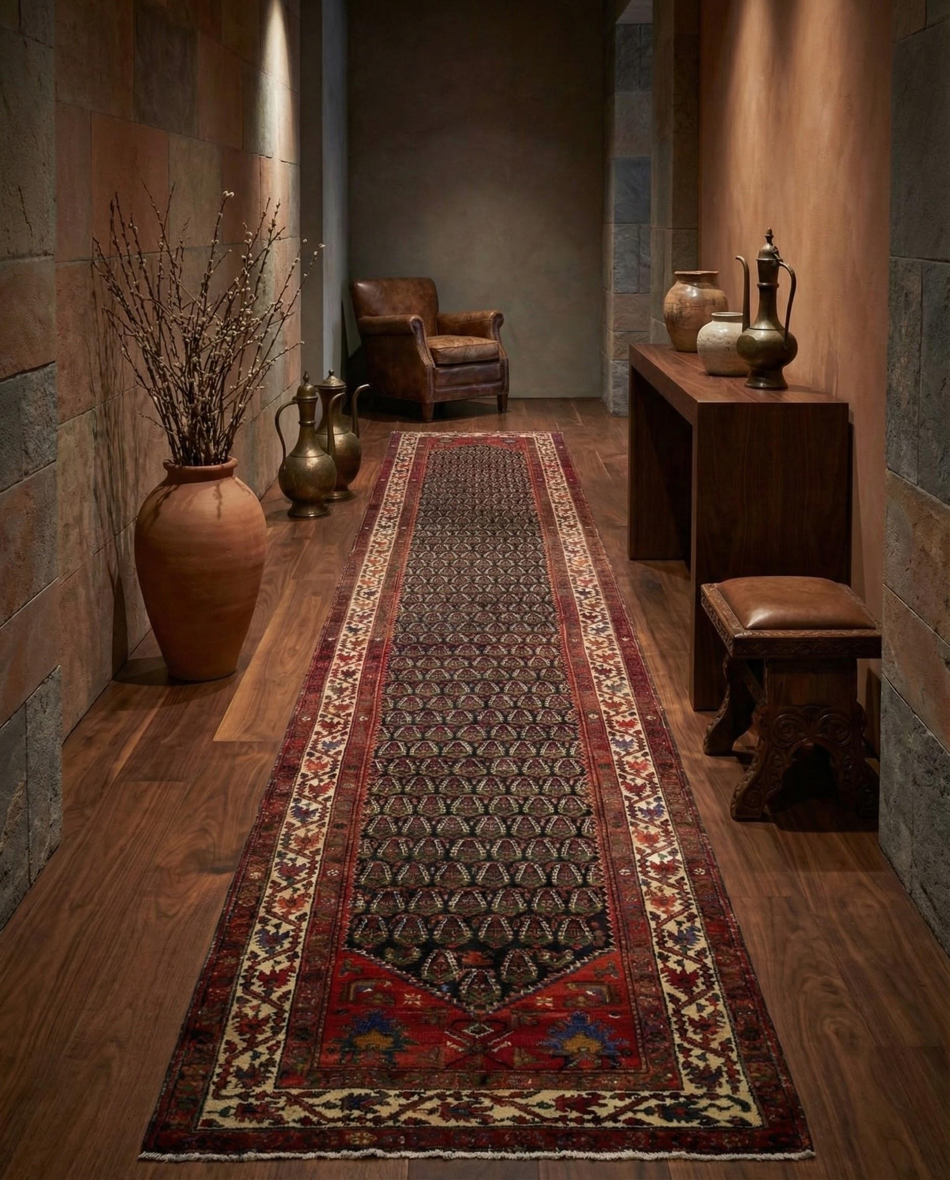 Rust Persian Wool Hand Knotted Runner 3 ft x 19 ft , Scalloped Lattice Elegance (Malayer) im Angebot