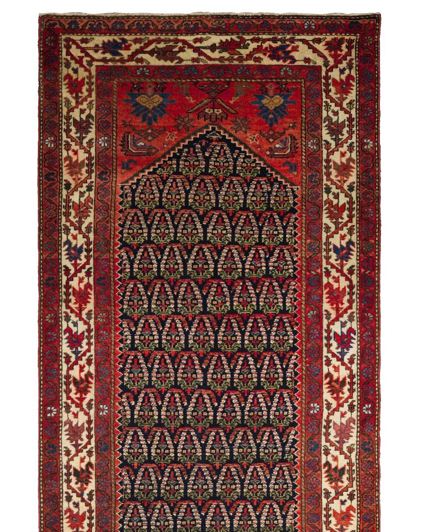 Rust Persian Wool Hand Knotted Runner 3 ft x 19 ft , Scalloped Lattice Elegance (Persisch) im Angebot