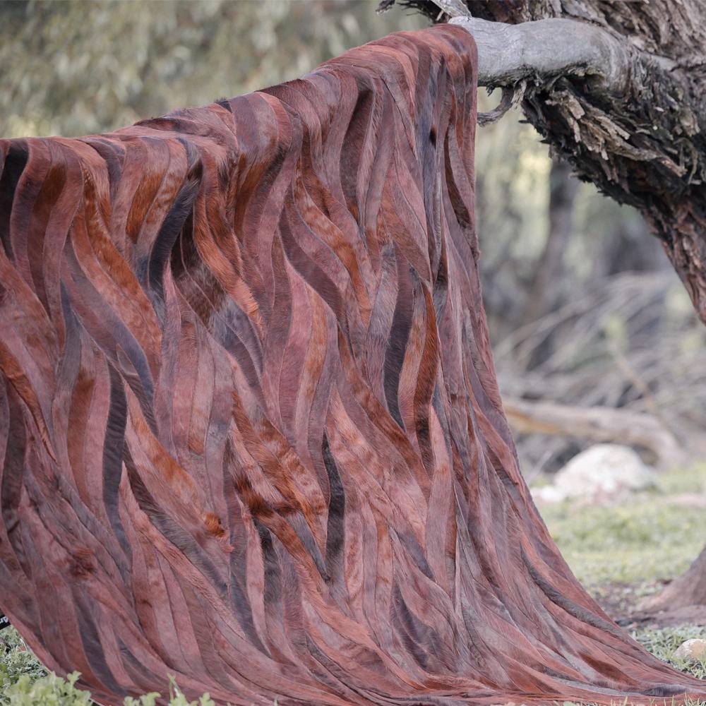 Rust Red Wavy Customizable Cowhide Russet Onda Area Rug Large For Sale 8
