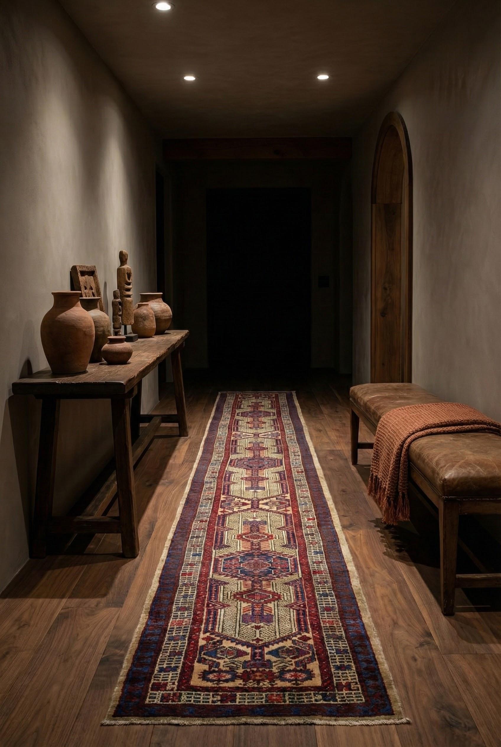 Rust Sarab Wool Hand Knotted Runner 3 ft x 18 ft, Hexagon Medallion Geometry Tribal en venta