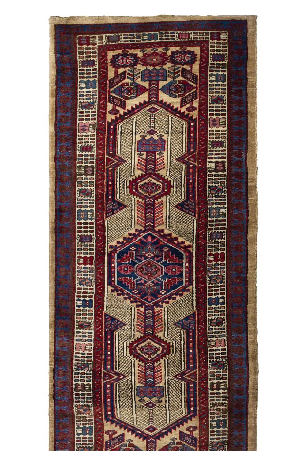 Rust Sarab Wool Hand Knotted Runner 3 ft x 18 ft, Hexagon Medallion Geometry Persa en venta
