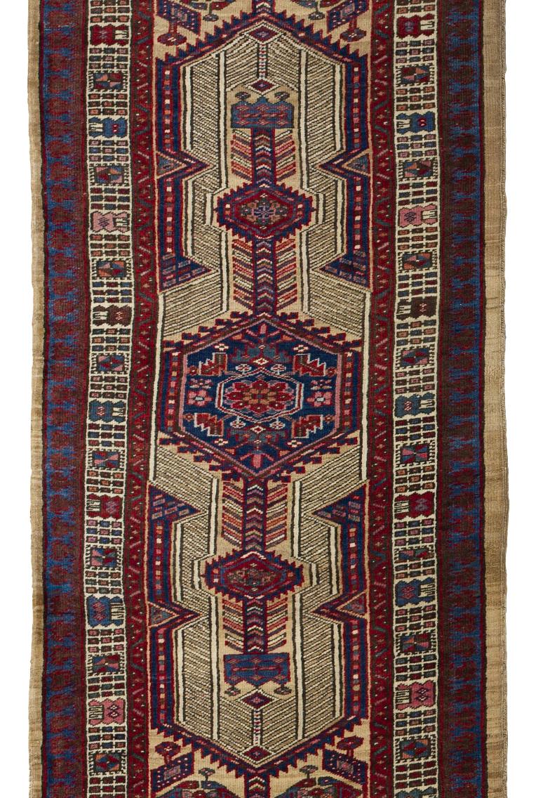 Rust Sarab Wool Hand Knotted Runner 3 ft x 18 ft, Hexagon Medallion Geometry Fines del siglo XIX en venta