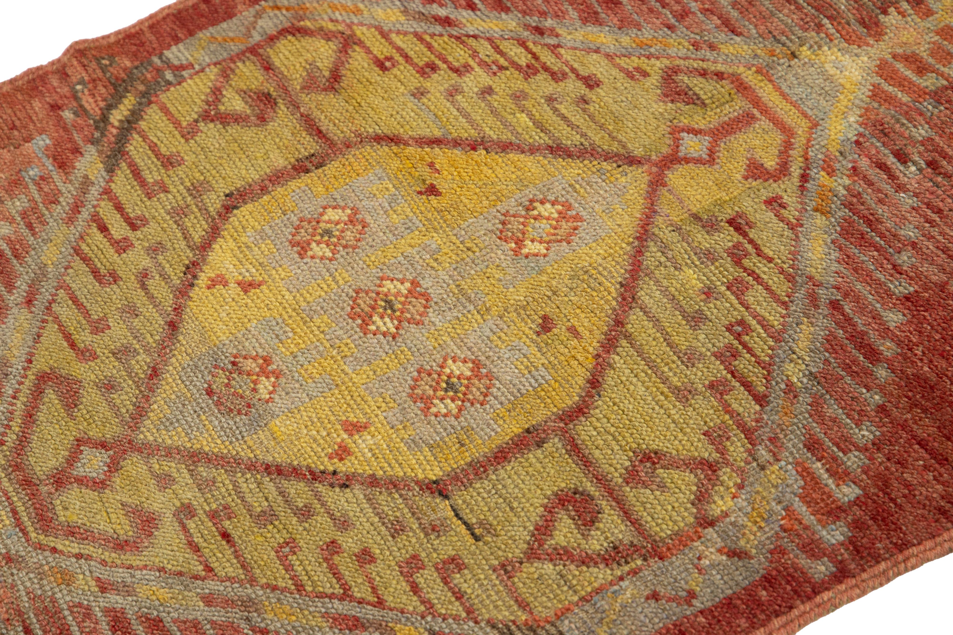 Rust Vintage Türkischer Anatolischer Woll-Läufer aus Rost mit geometrischem Design (Handgeknüpft) im Angebot