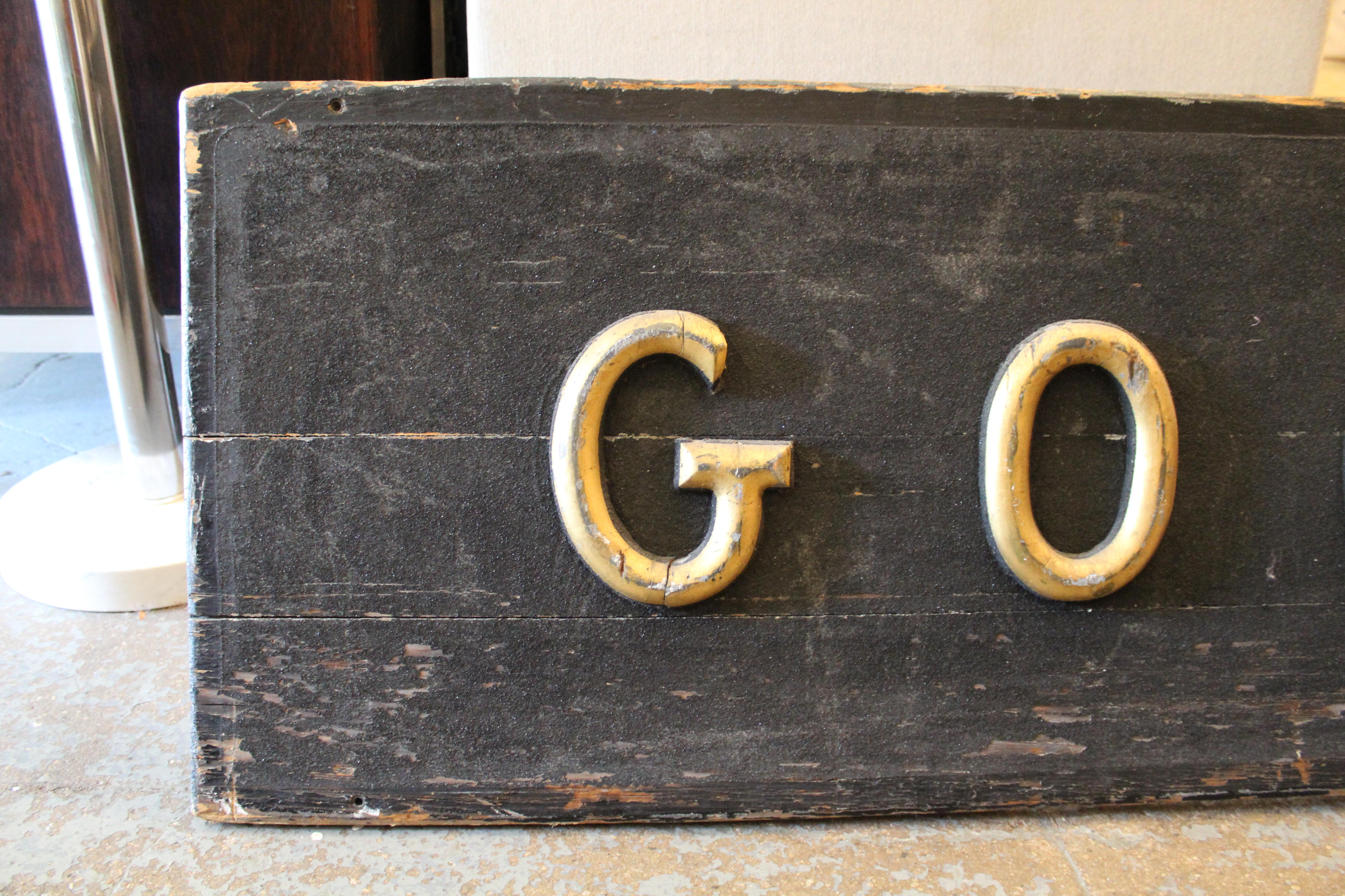 XX secolo Insegna rustica per negozi di abbigliamento di 12 piedi in vendita