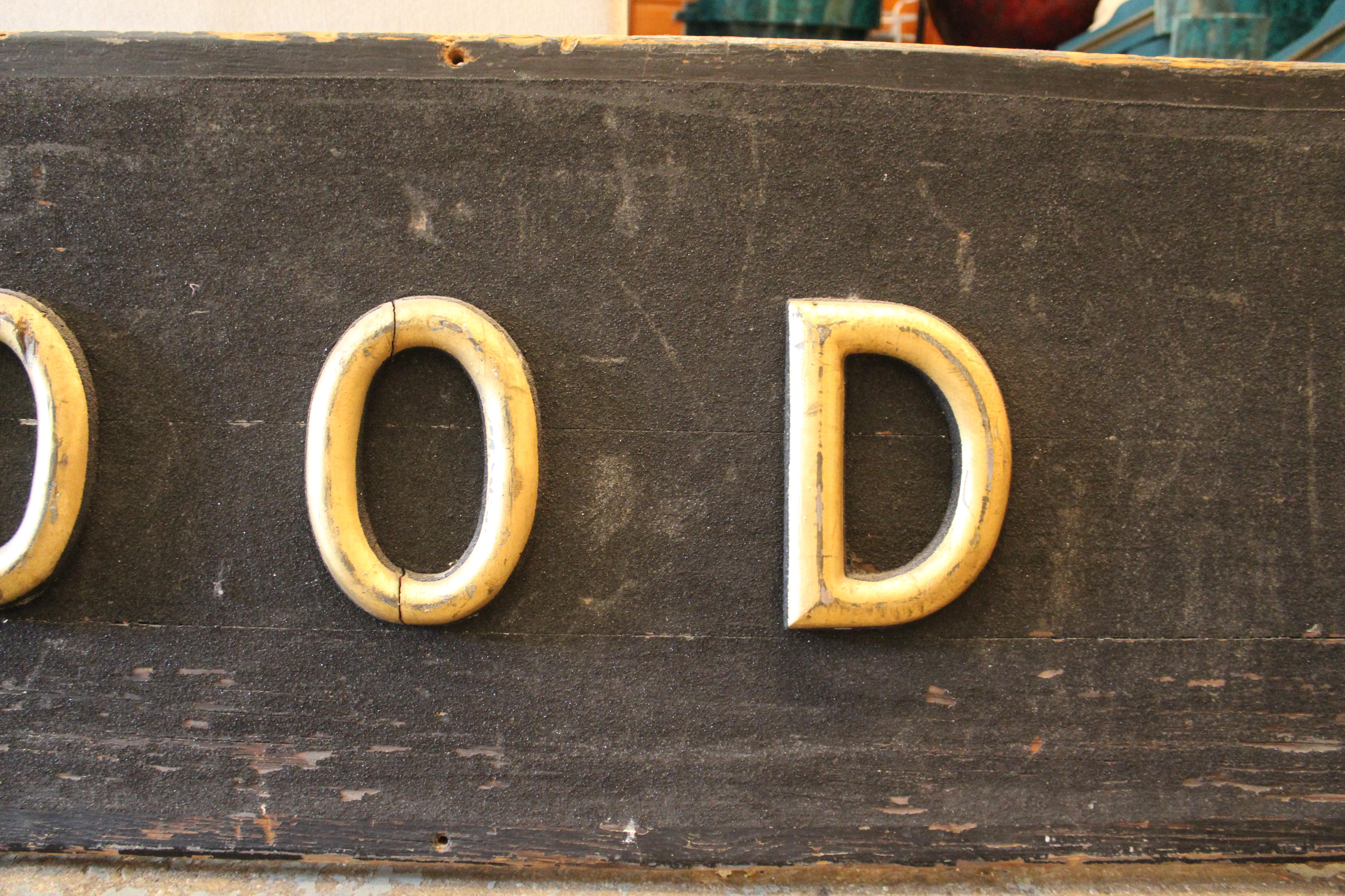 Legno Insegna rustica per negozi di abbigliamento di 12 piedi in vendita