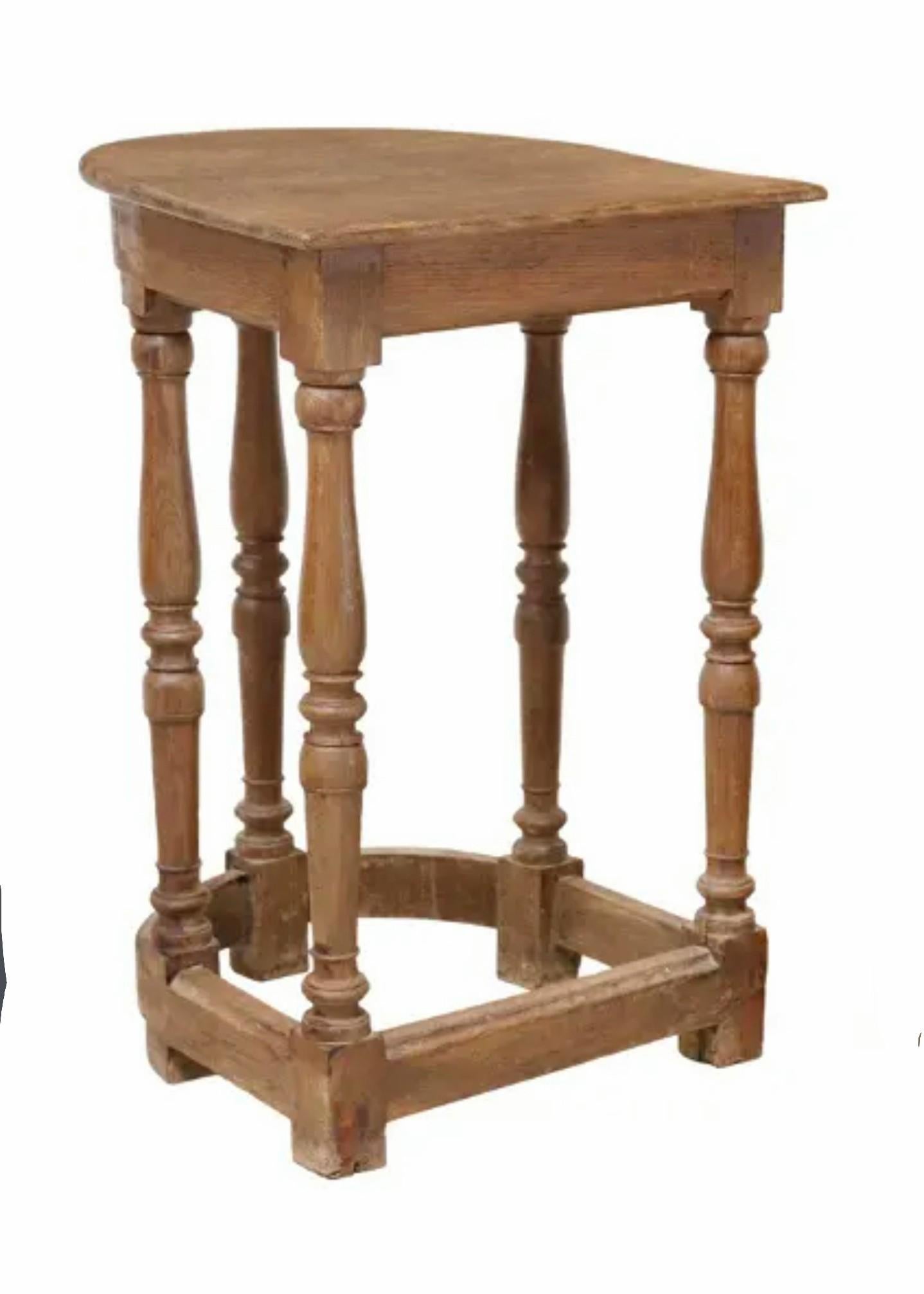 18th Century Rustic 18th/19th Century Country Continental Oak Side Table For Sale