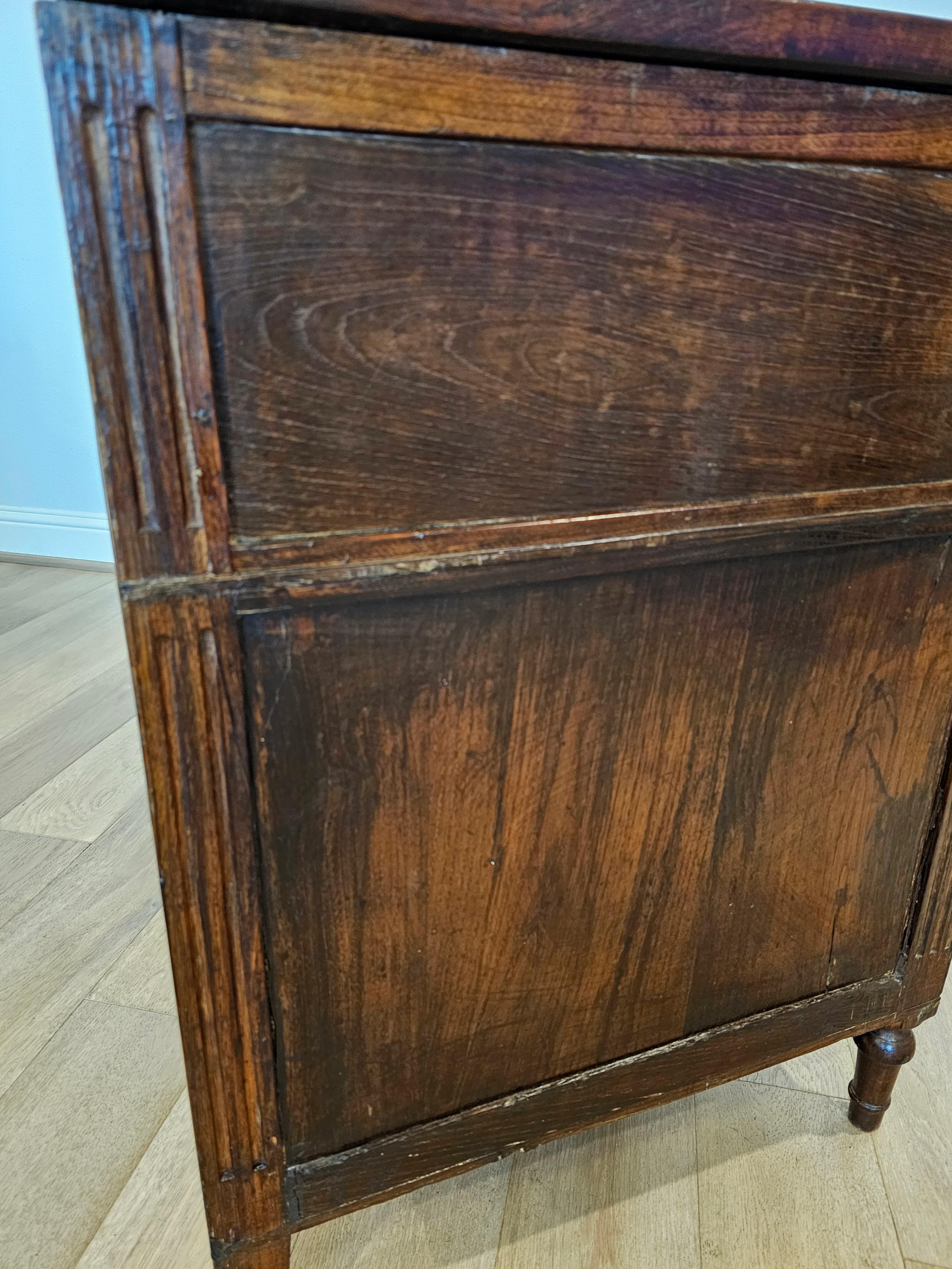 Rustic 18th Century Italian Louis XVI Period Chest Of Drawers Commode  For Sale 11