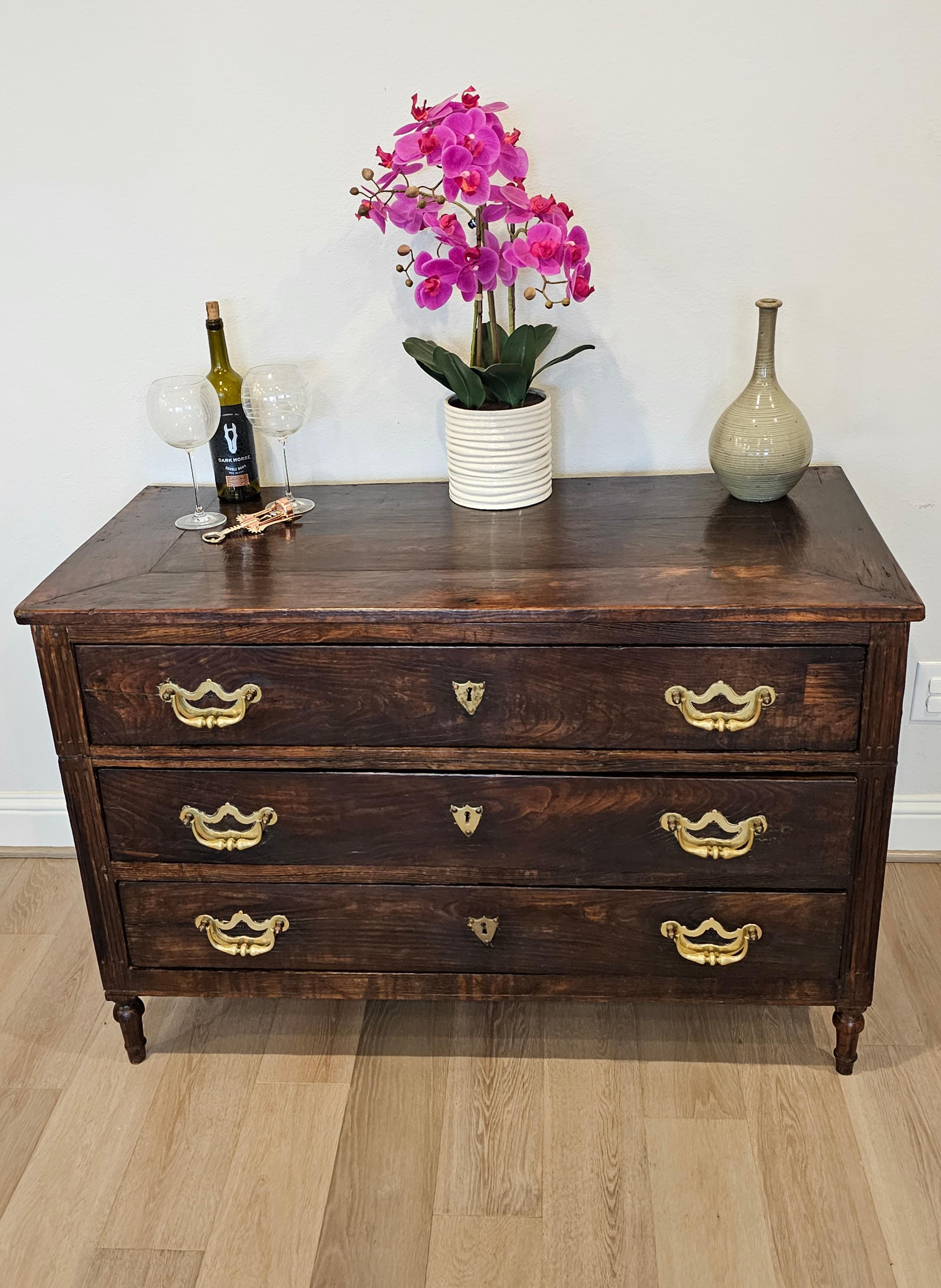 Hand-Crafted Rustic 18th Century Italian Louis XVI Period Chest Of Drawers Commode For Sale