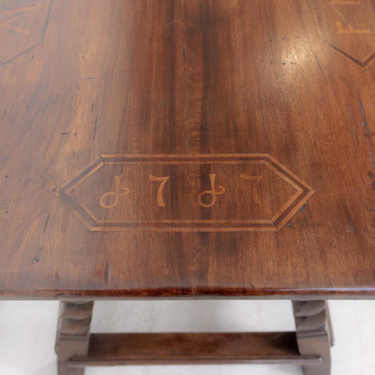 Table d'appoint rustique d'époque baroque espagnole du XVIIIe siècle en vente 1