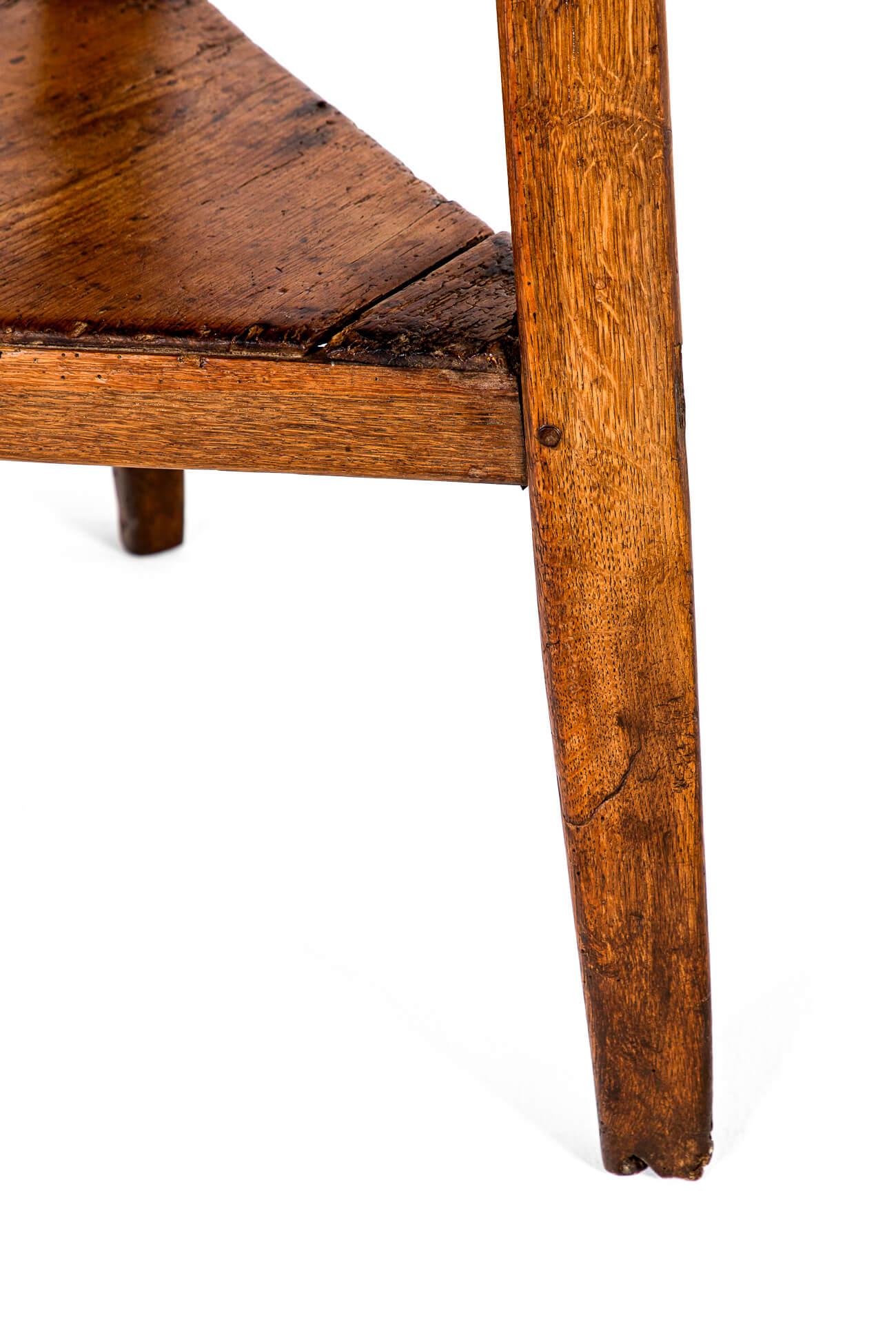 Pin Table de cricket rustique galloise du 18e siècle