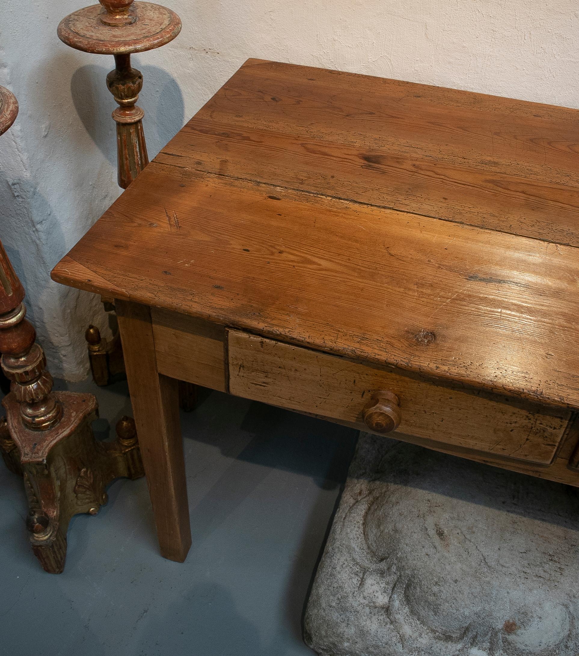 Rustic 1920s Spanish Two-Drawer Lime Washed Pine Wood Farmhouse Table 6