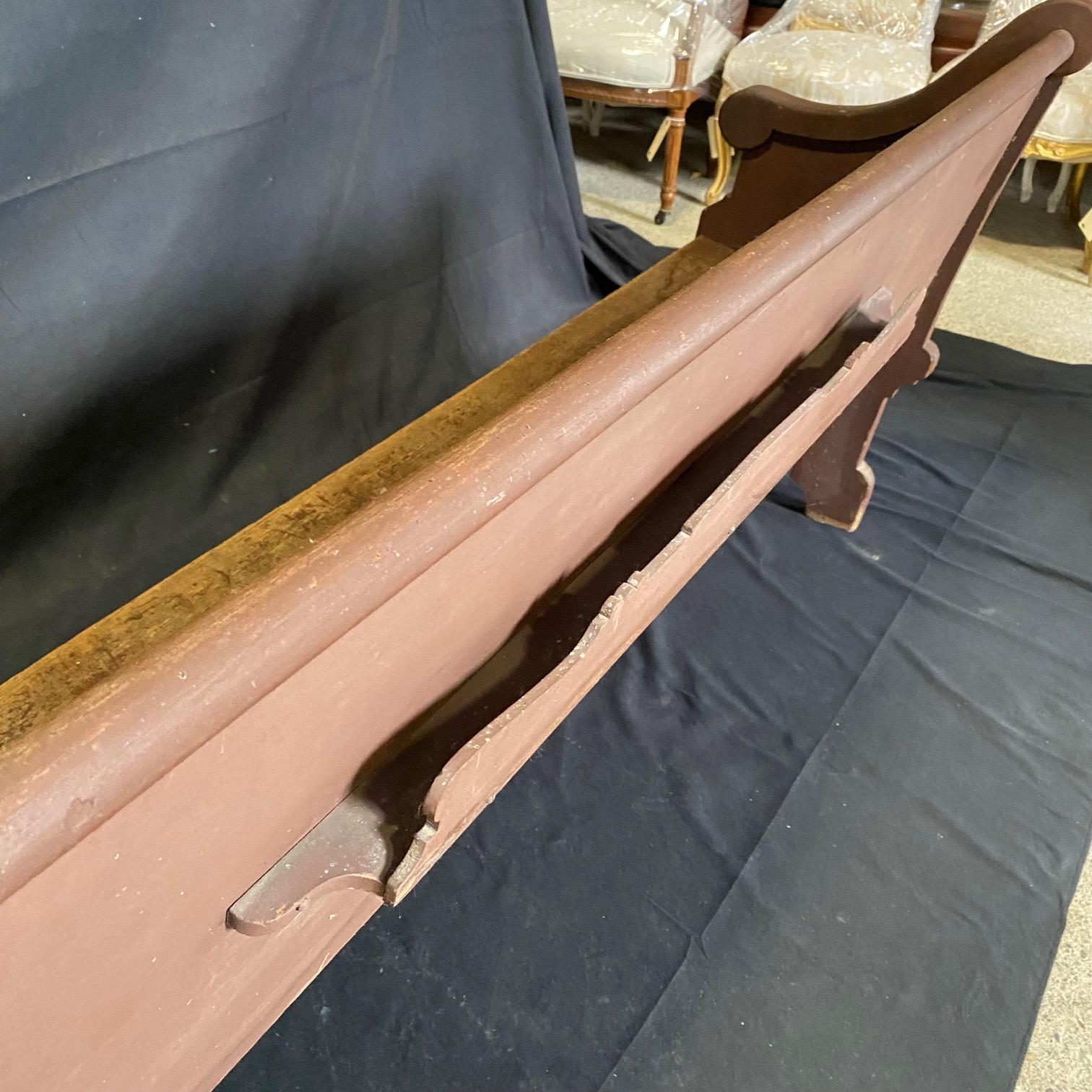 Rustic 19th Century Americana Church Pew Bench with Original Paint In Distressed Condition For Sale In Hopewell, NJ