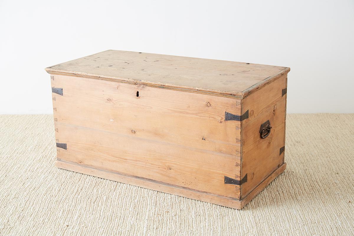 Rustic 19th Century English Pine Blanket Chest 3