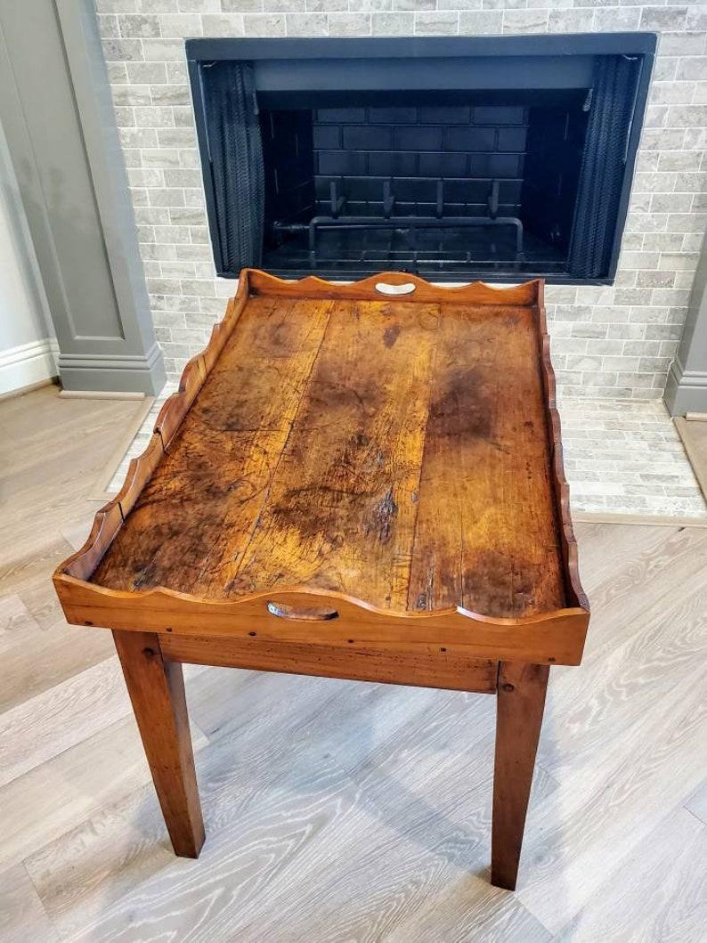 Rustic 19th Century French Cherry-Wood Tray Table For Sale 2