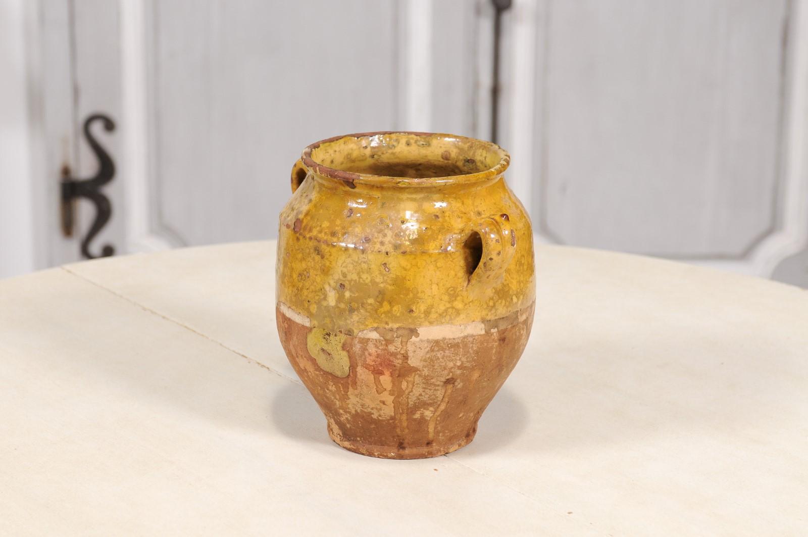 Pottery Rustic 19th Century French Provincial Pot à Confit with Yellow Glaze and Handles