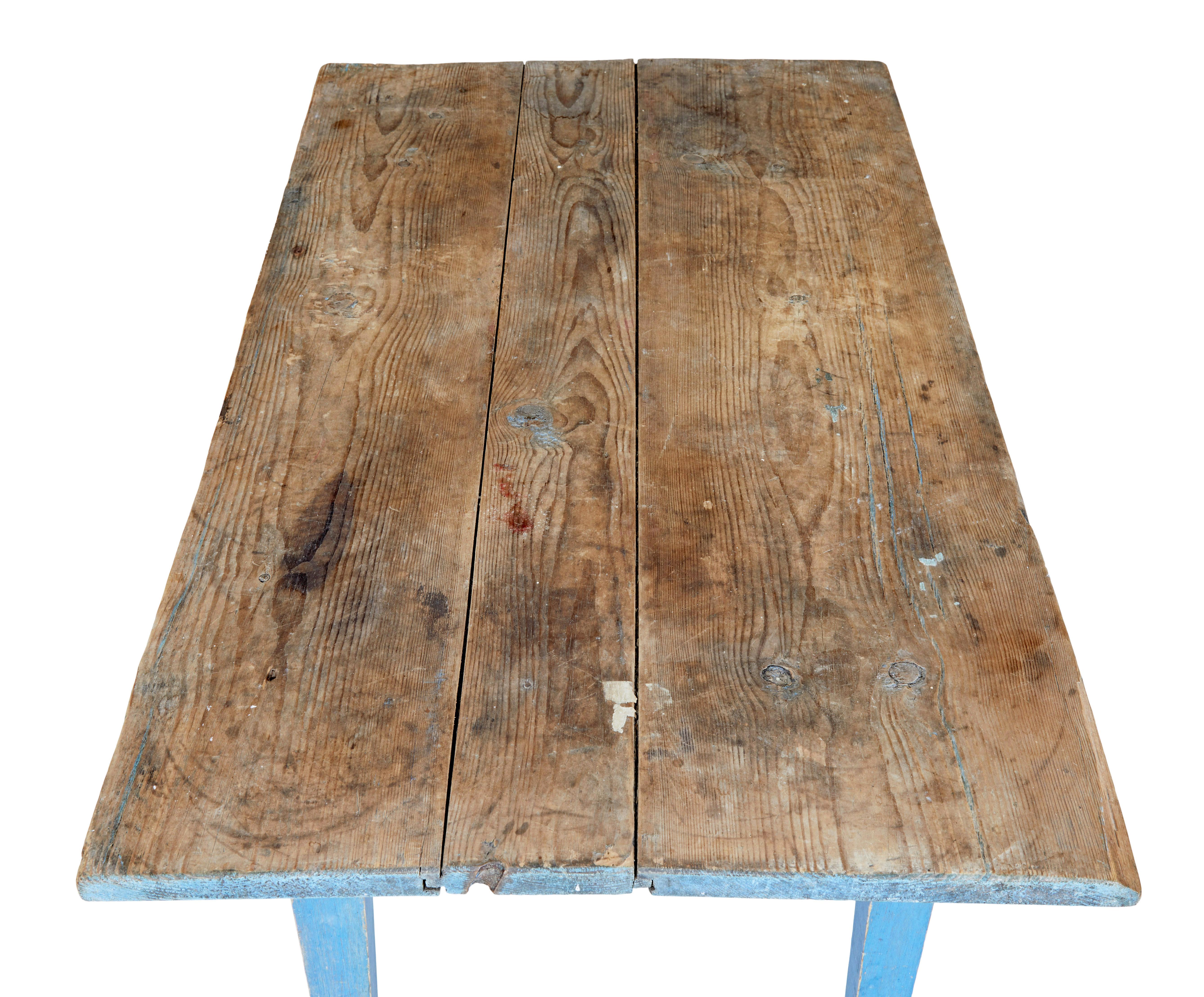 19th Century Rustic 19th century painted pine side table For Sale