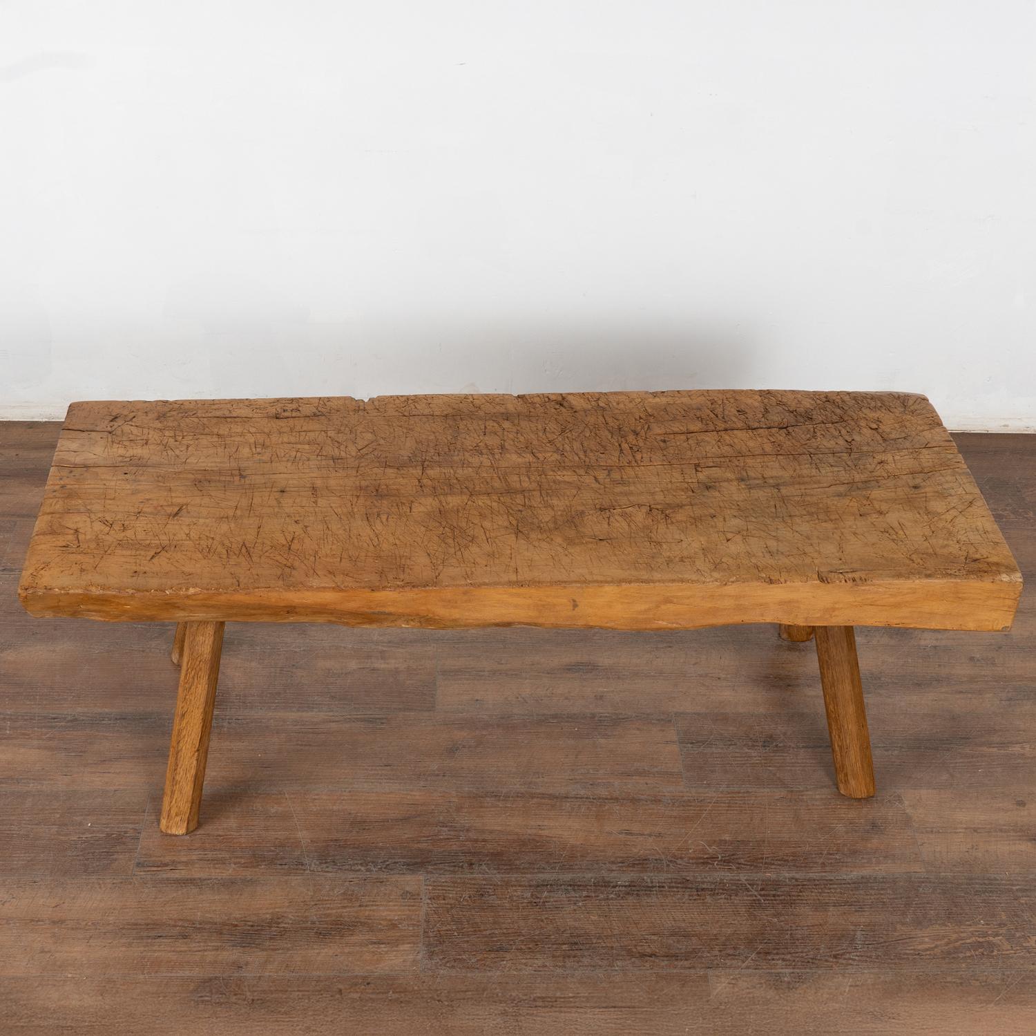 Rustic 19th Century Peg Leg Narrow Coffee Table from Hungary In Good Condition In Round Top, TX