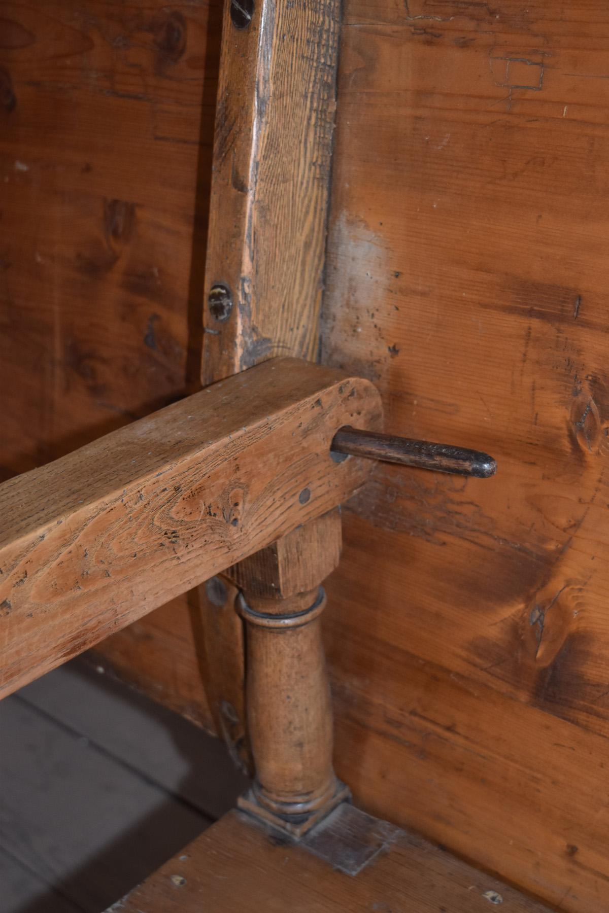 Rustic 19th century pine Settle-Table / Farmhouse Table 6