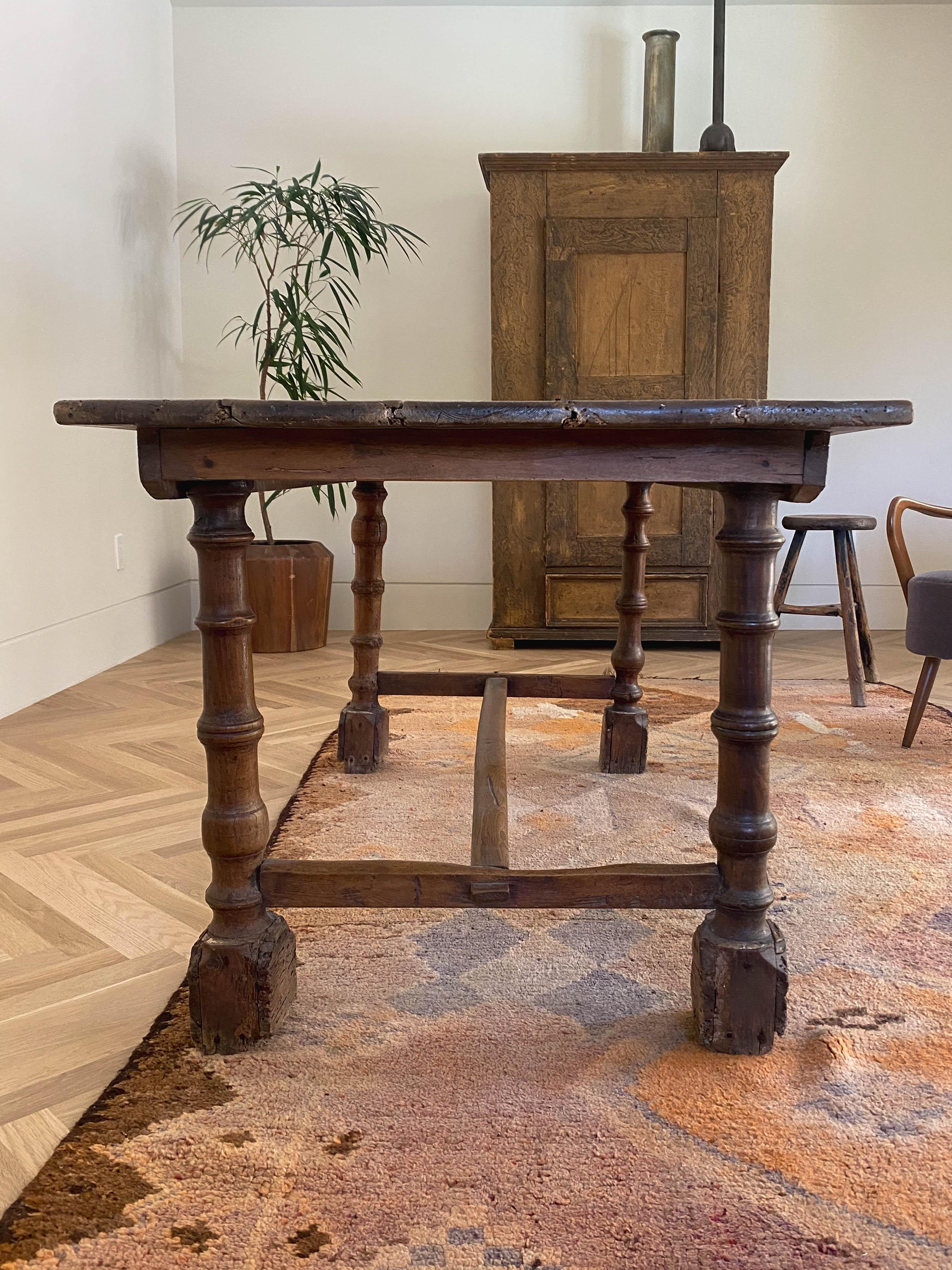 Italian Rustic 19th Century Pine Table with Robust Leg Detailing For Sale