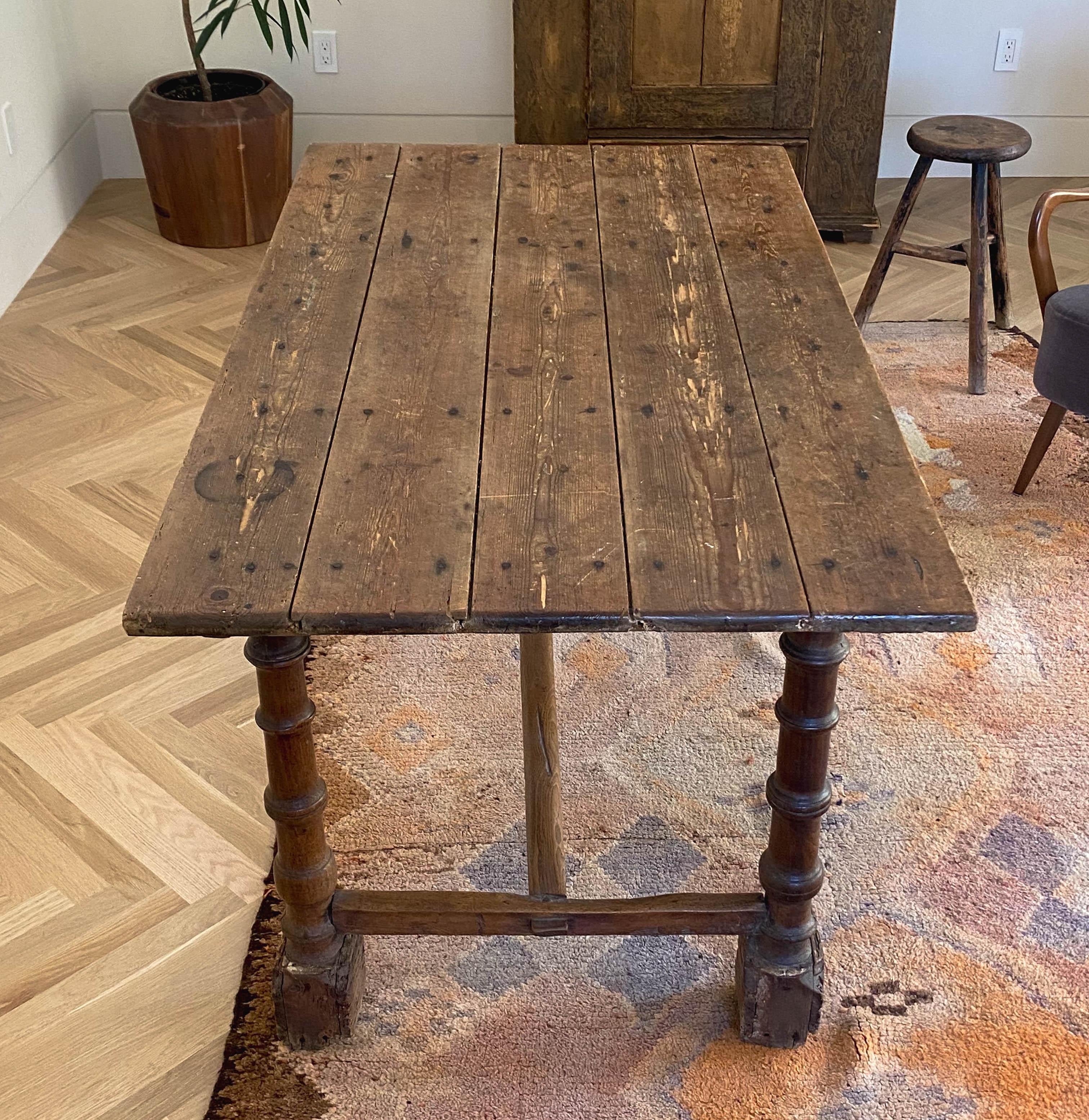 Hand-Carved Rustic 19th Century Pine Table with Robust Leg Detailing For Sale