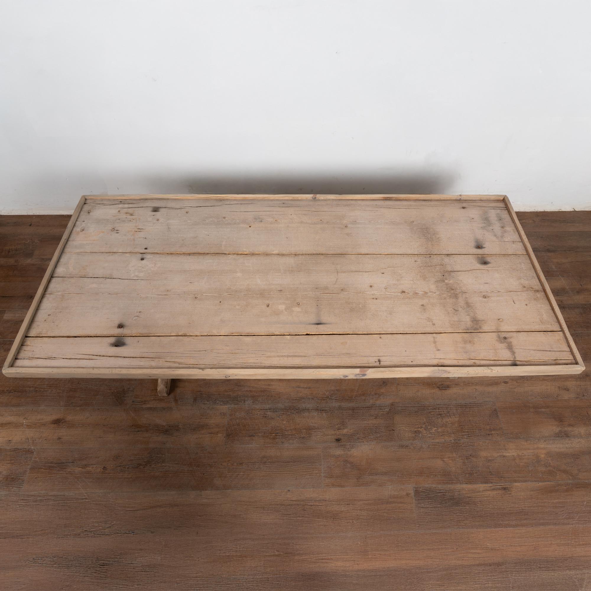 Rustic 19th Century Swedish Farmhouse Coffee Table In Fair Condition For Sale In Round Top, TX