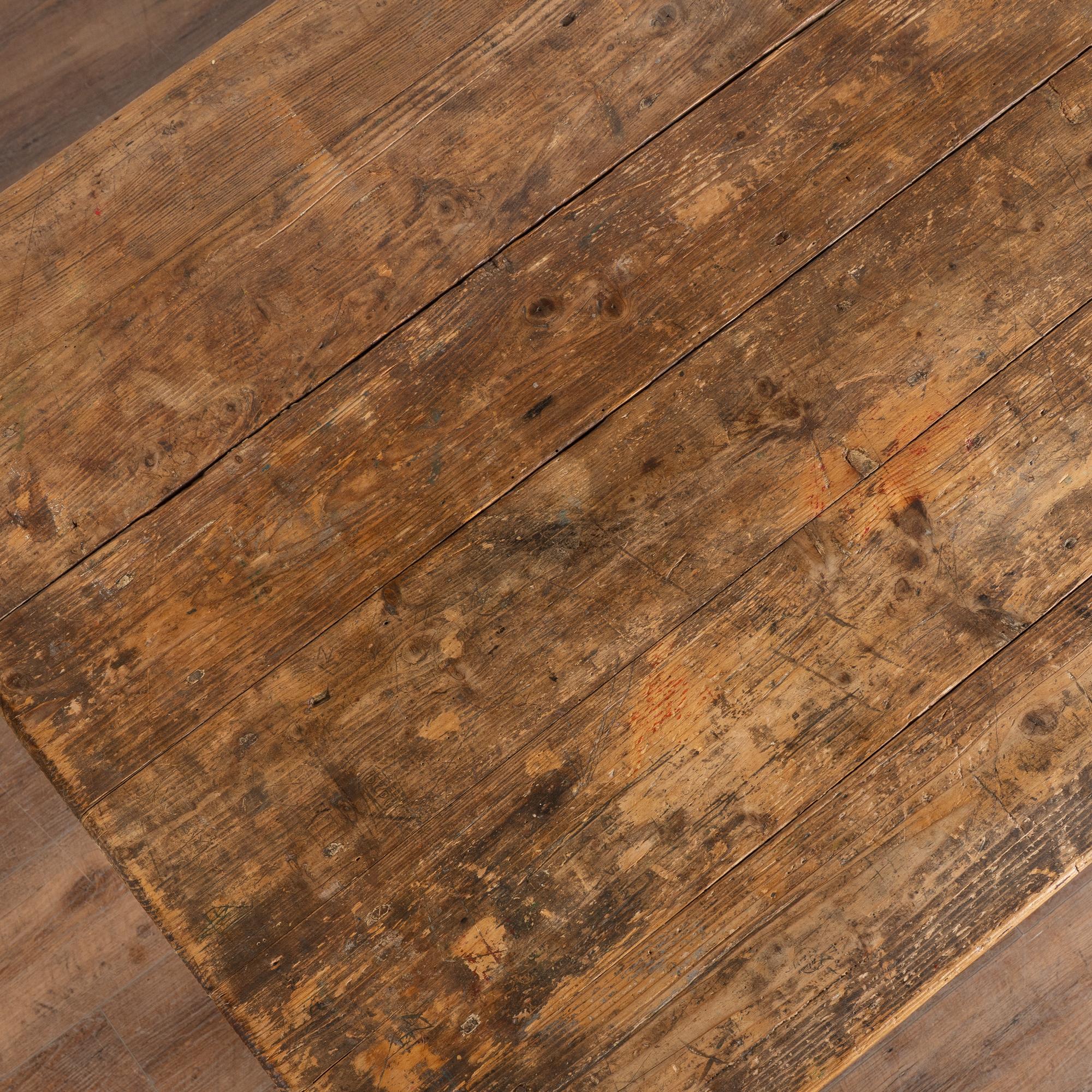 Rustic 19th Century Swedish Work Table Console with Four Drawers For Sale 6