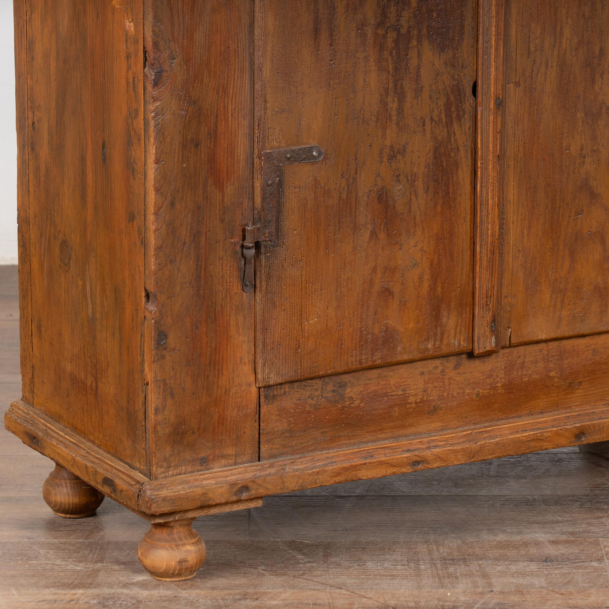 Rustikales Wood Wood Kabinett aus Ungarn aus dem 19. im Angebot 5