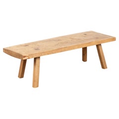Table basse ou banc rustique étroit du XXe siècle