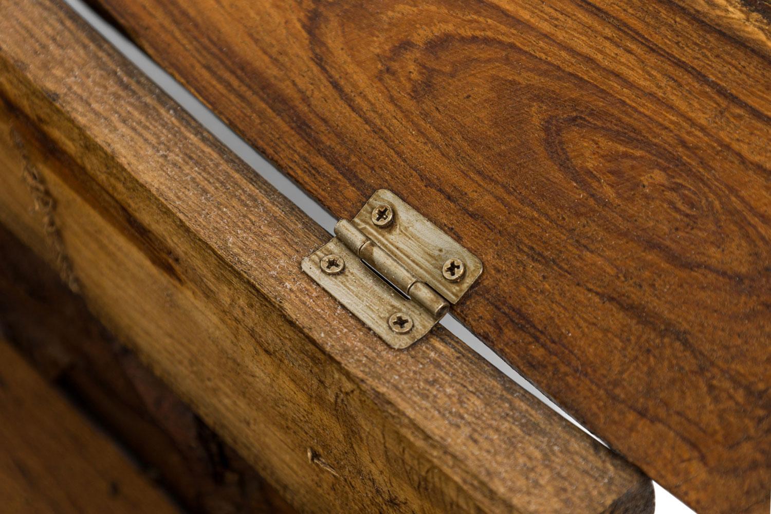 Rustic Adirondack Style Hinged Wooden Box For Sale 3