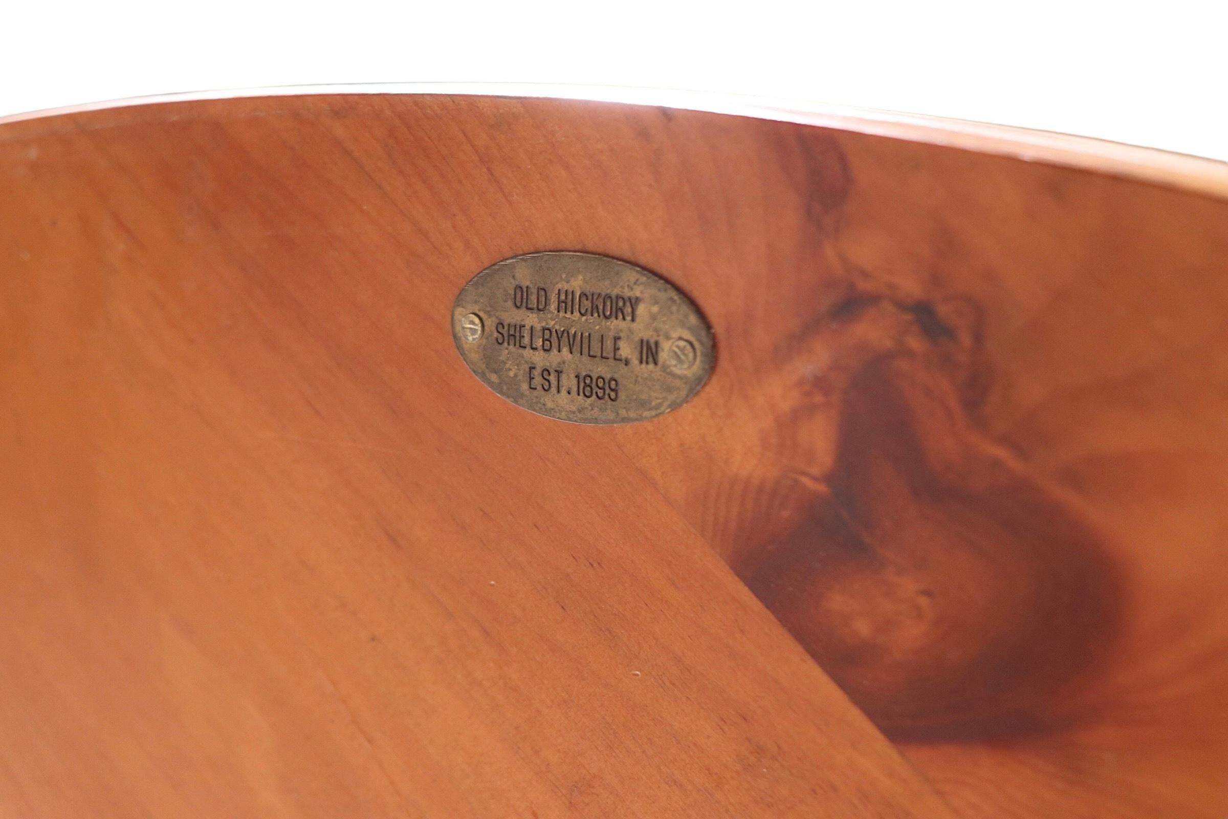 Table de salle à manger rustique de style Adirondack à piédestal en vieux pacanier, vers 2000/2020 en vente 8