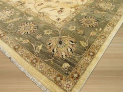 Rustic Agra Multicolor Hand-Knotted Wool Rug Carpet Indian with Allover Floral