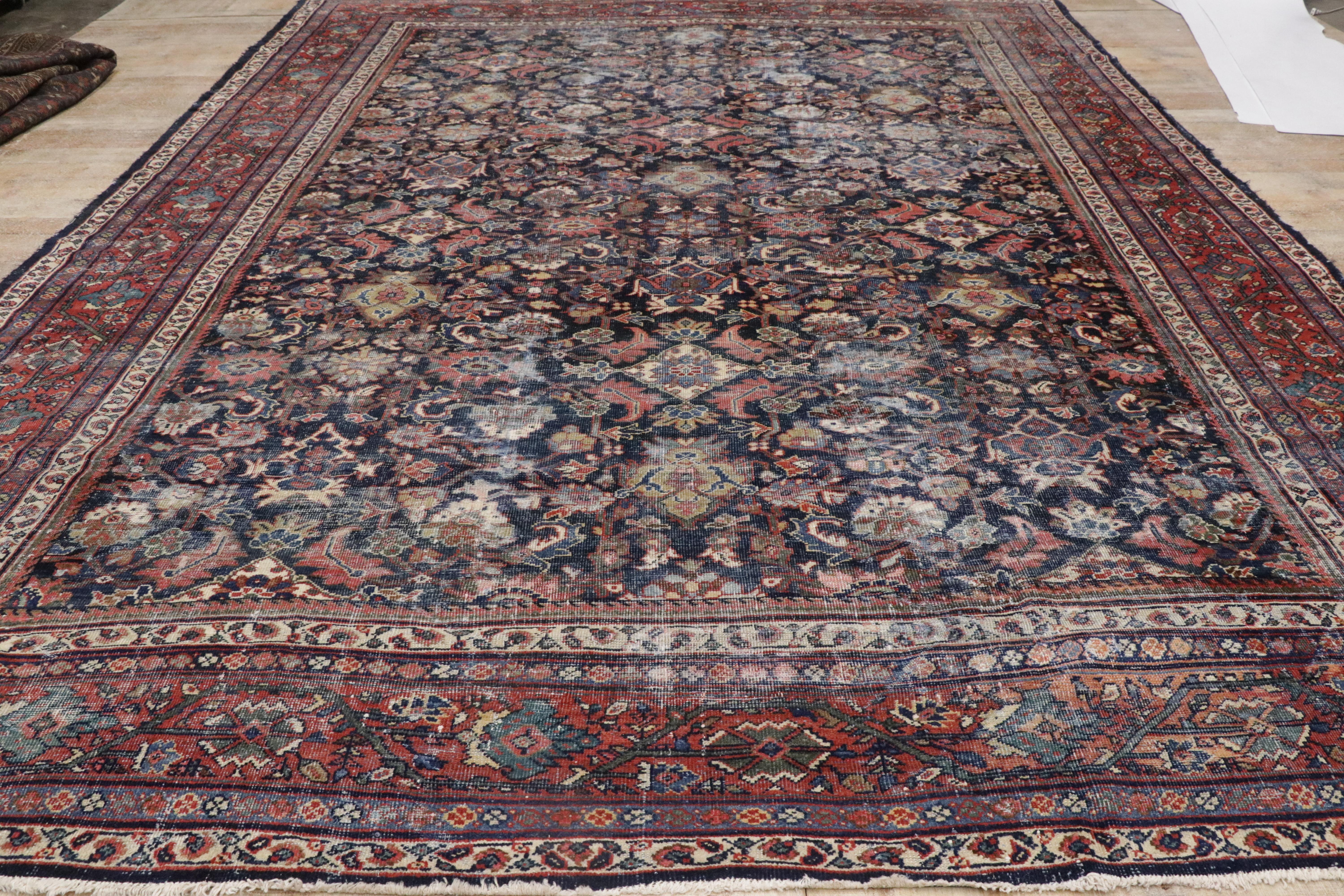 Antique Persian Mahal Rug with Modern Rustic Style For Sale 10