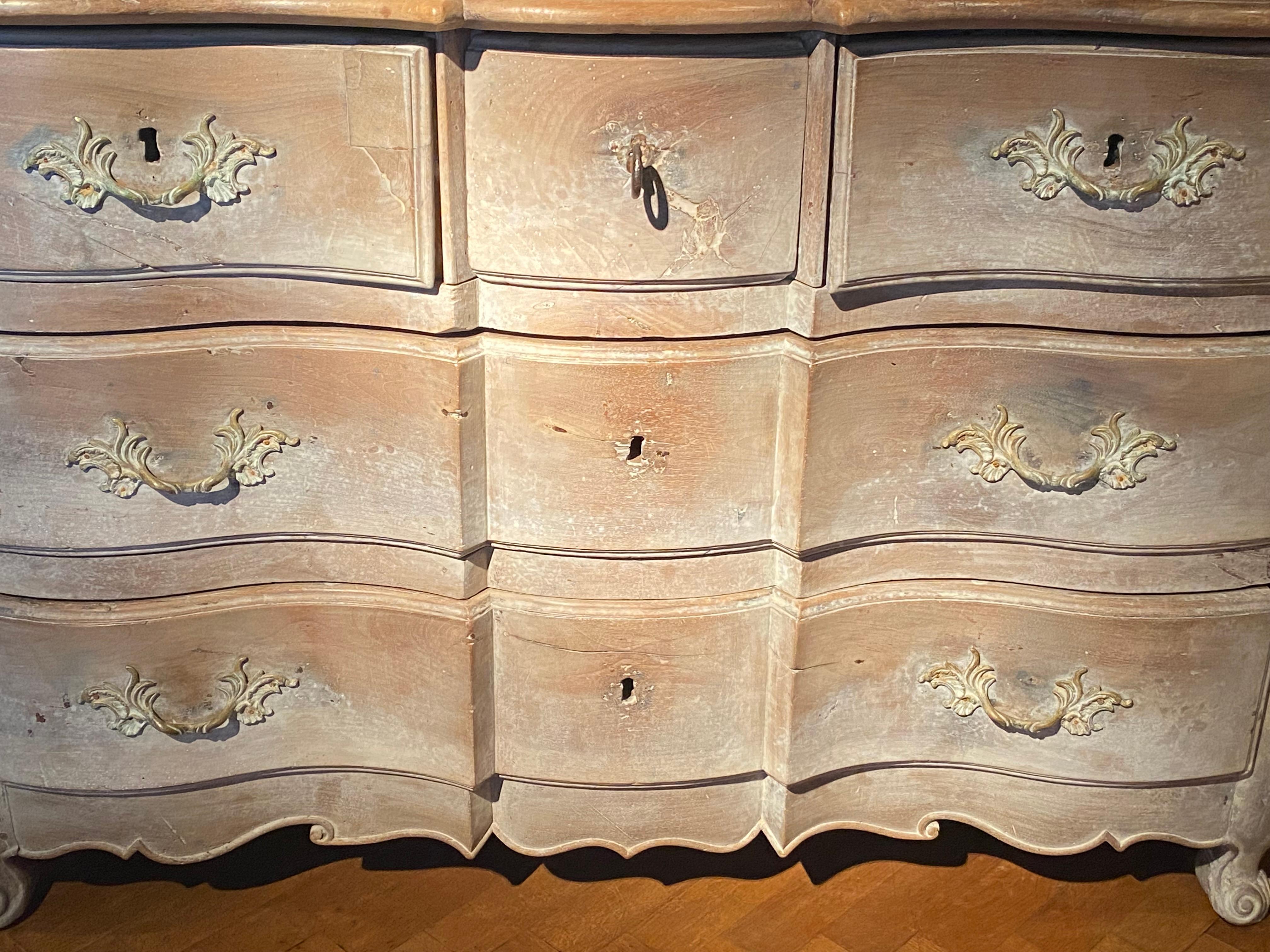 Rustic antique bleached French Commode For Sale 6