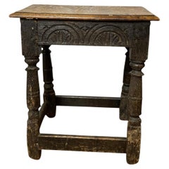 Tabourets en bois