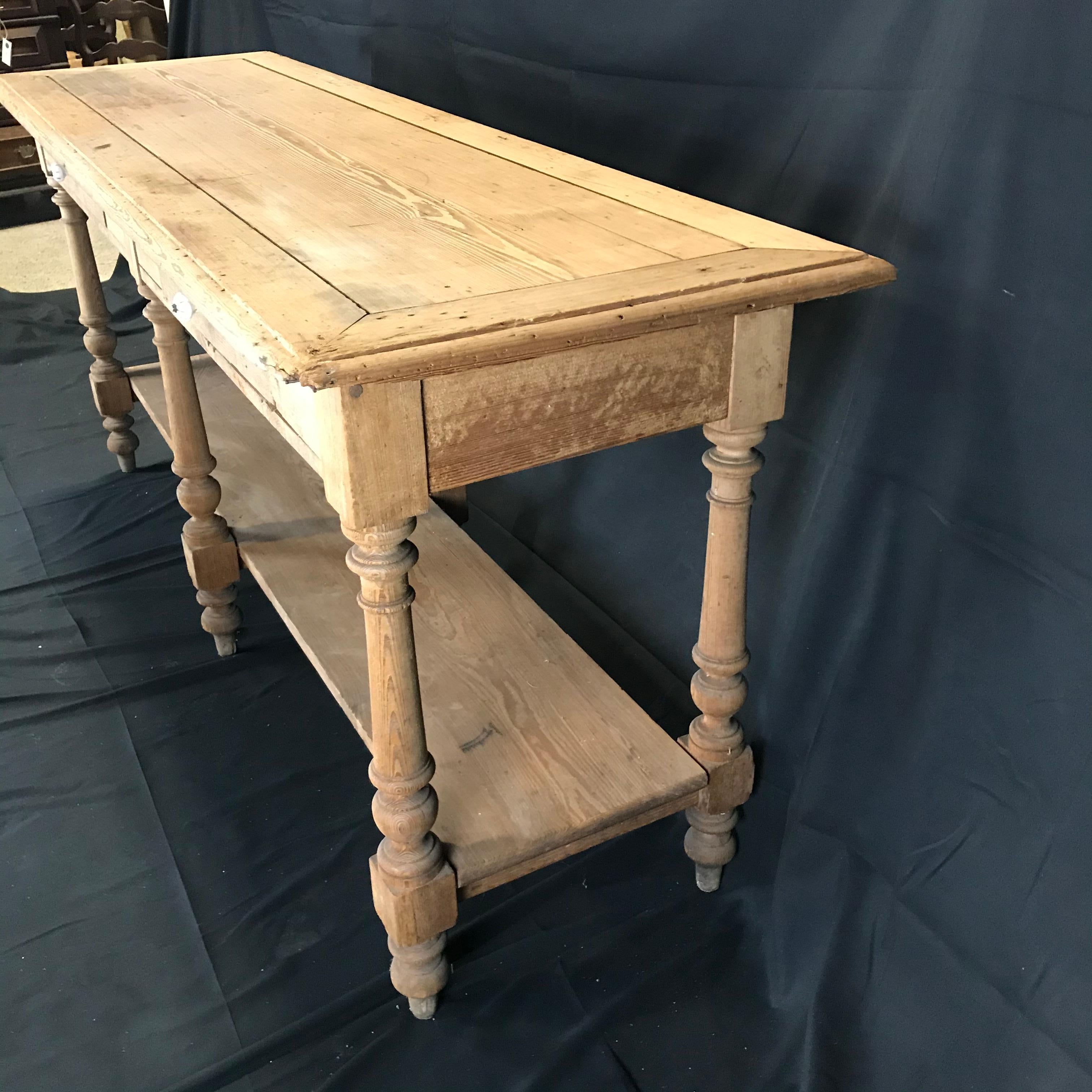 Rustic Antique French Scrubbed Pine Sideboard Sofa Table or Credenza In Excellent Condition In Hopewell, NJ
